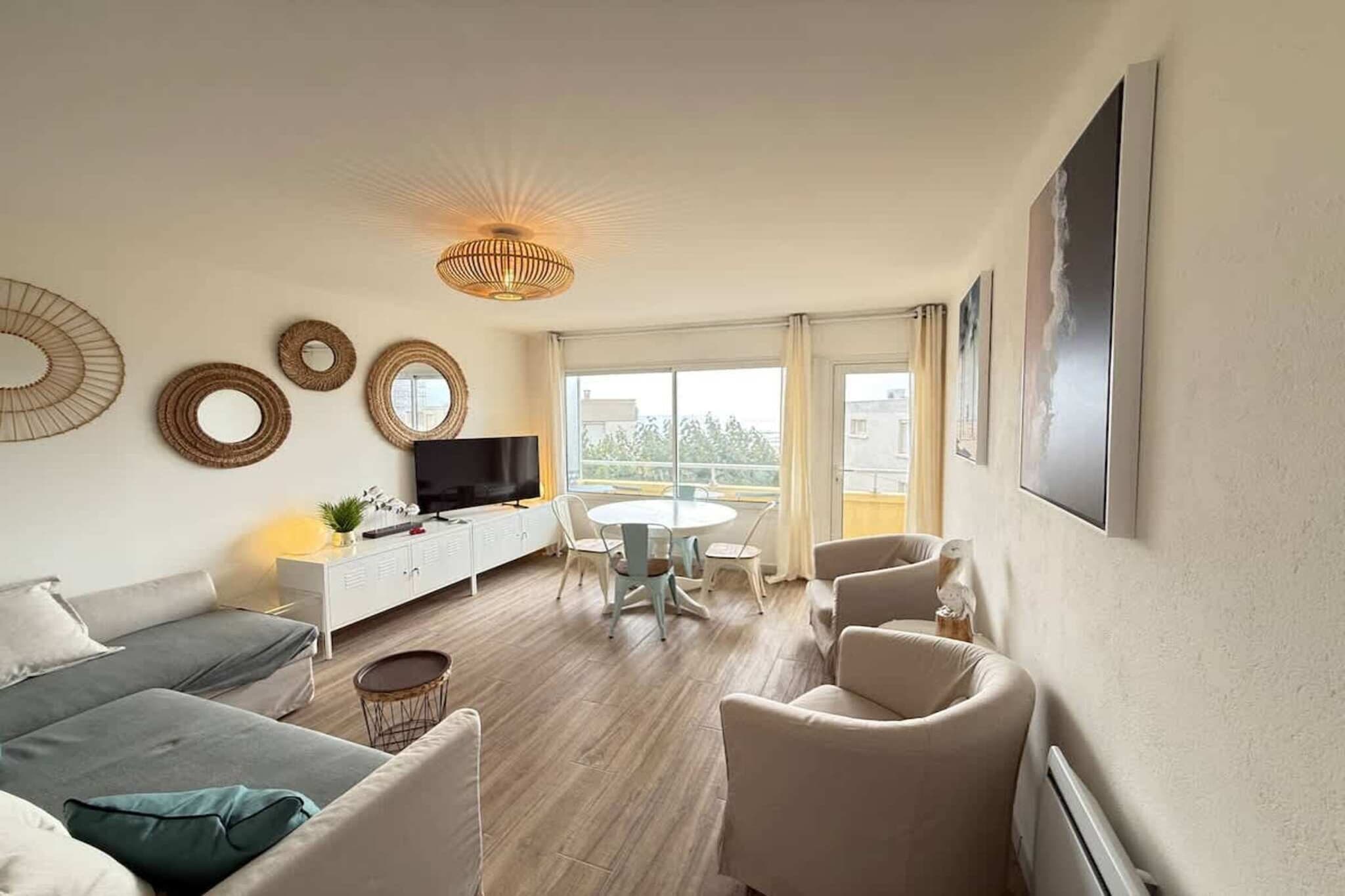 82 Vue Mer et Plage - Woonkamer