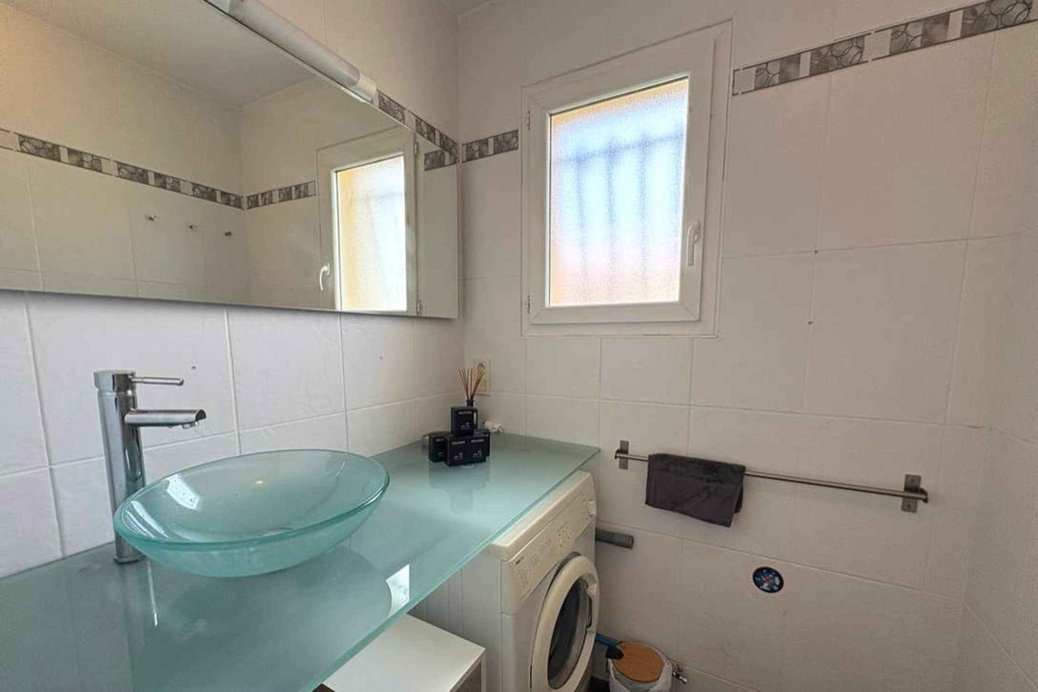107 DENAUD-Badkamer