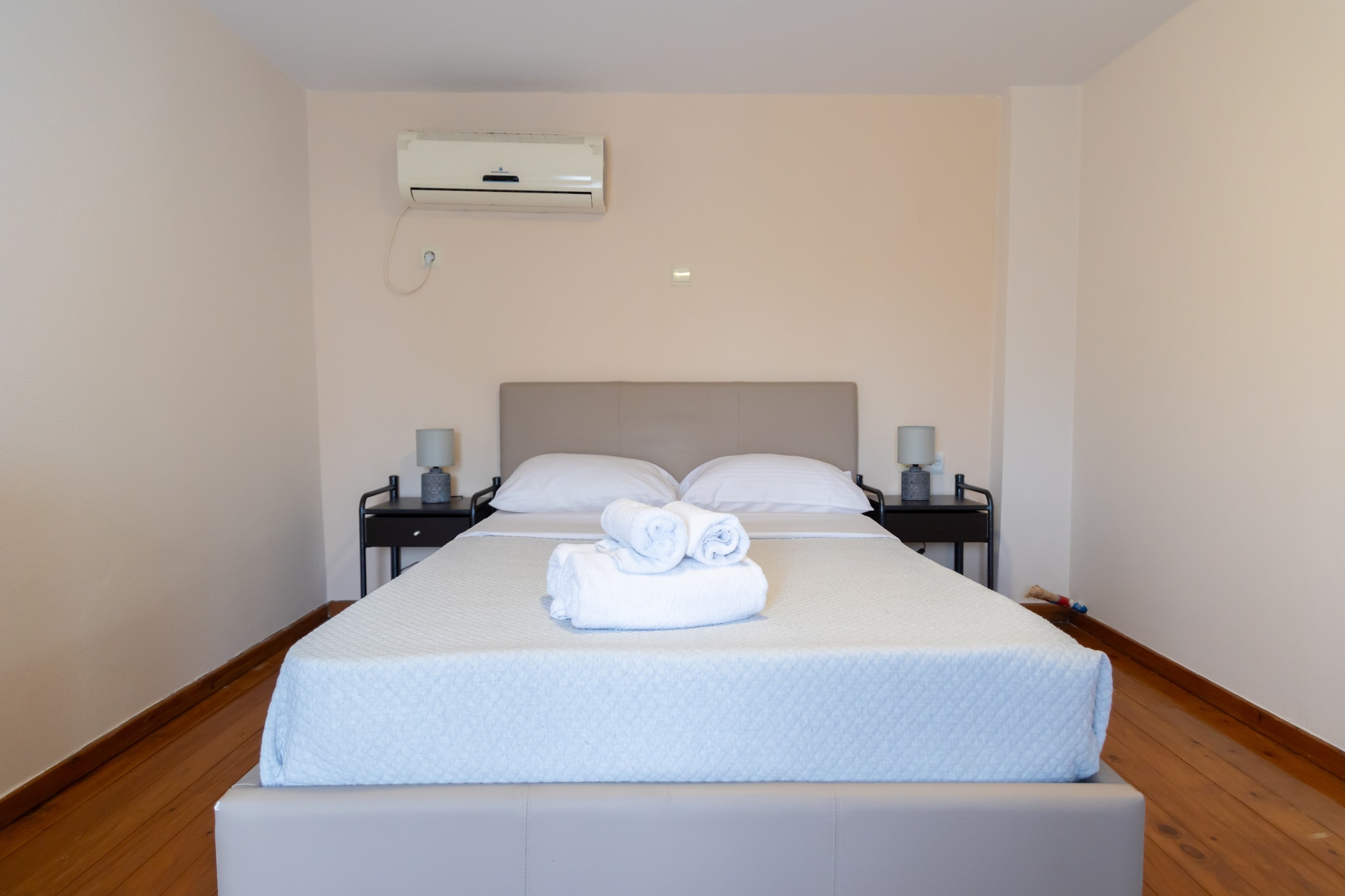 Mani Sea & Stone House-Bedroom
