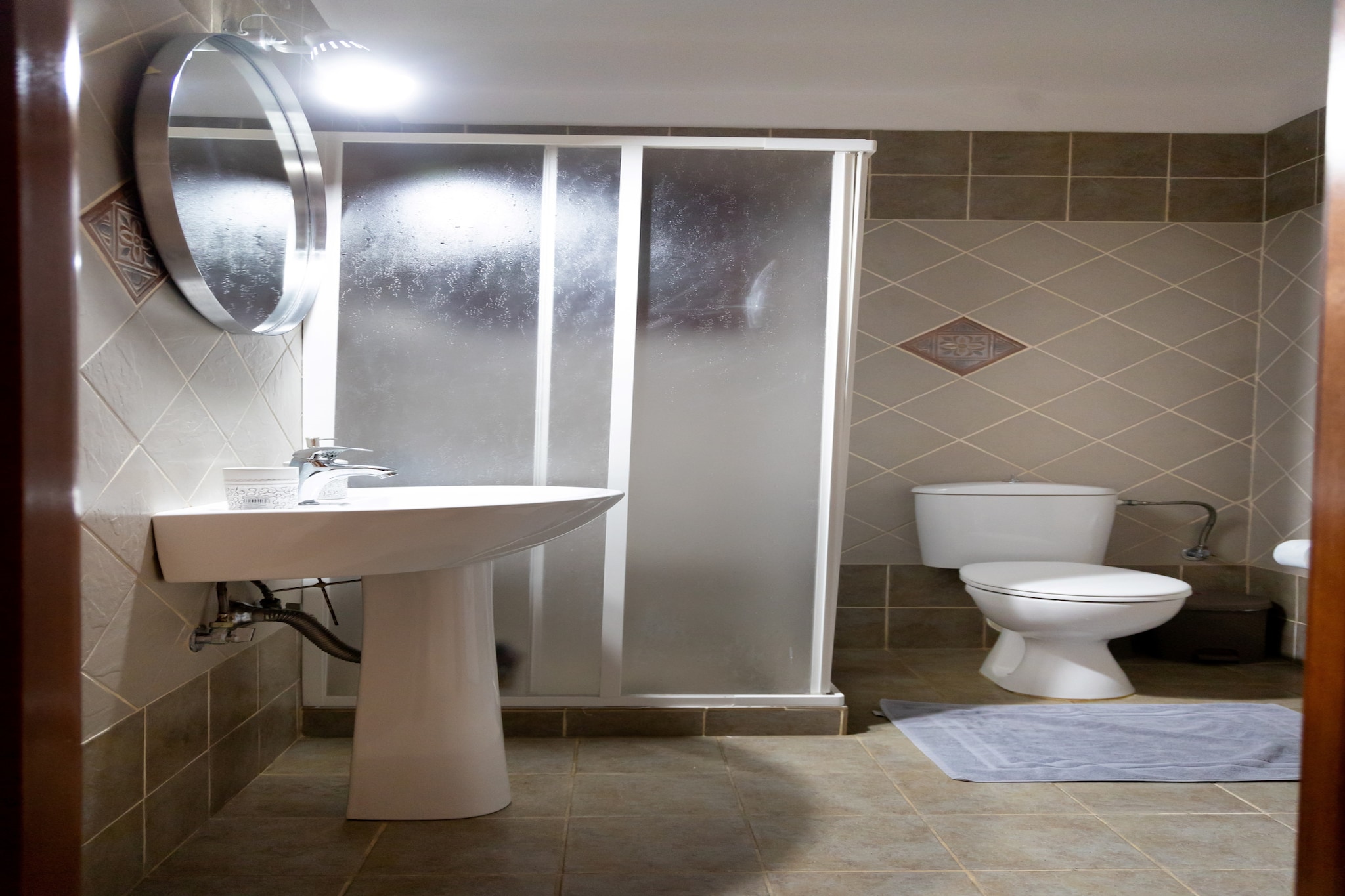 Mani Sea & Stone House-Bathroom