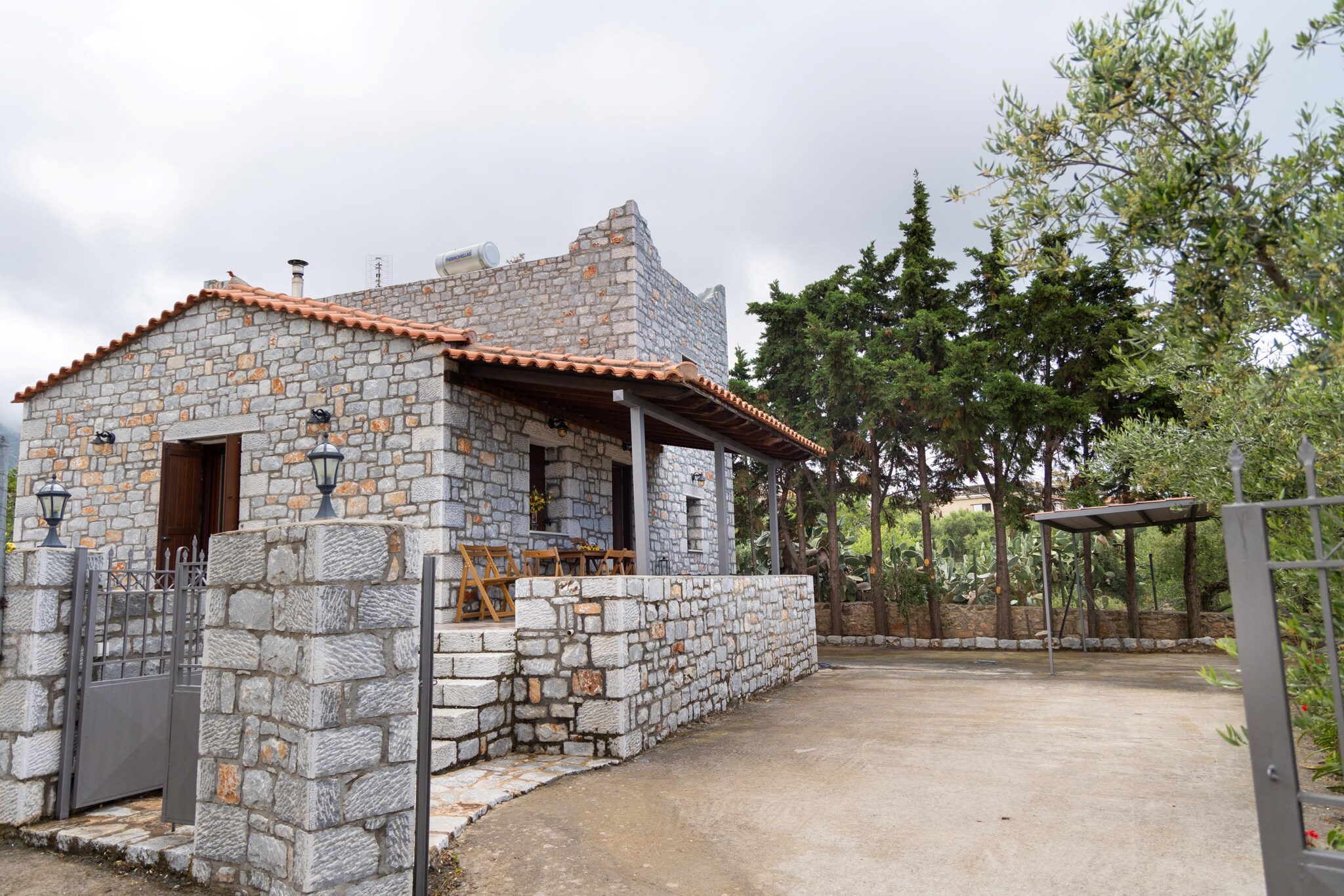 Mani Sea & Stone House-Outdoor
