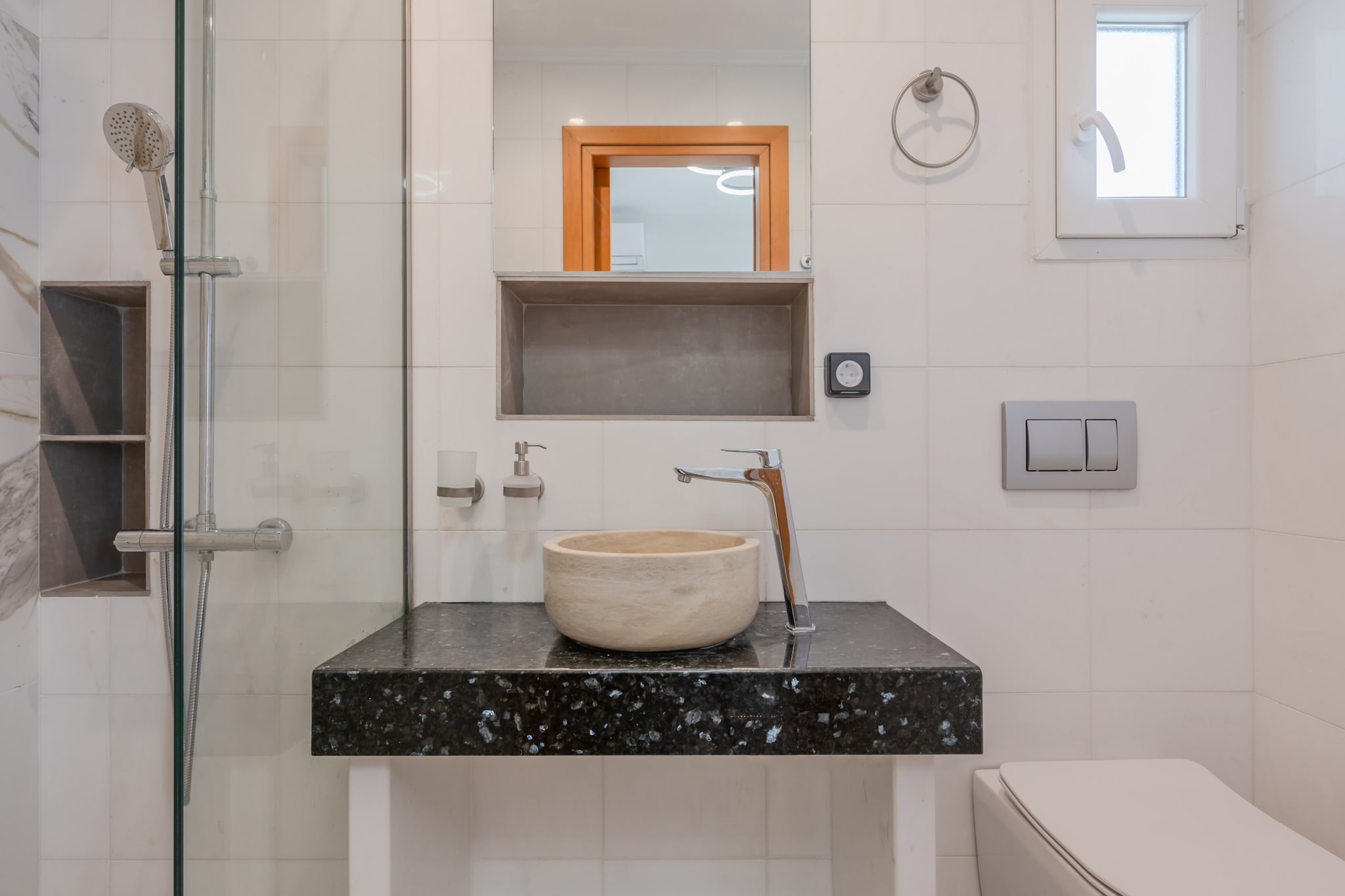 Varimpo Luxury Escape-Badkamer