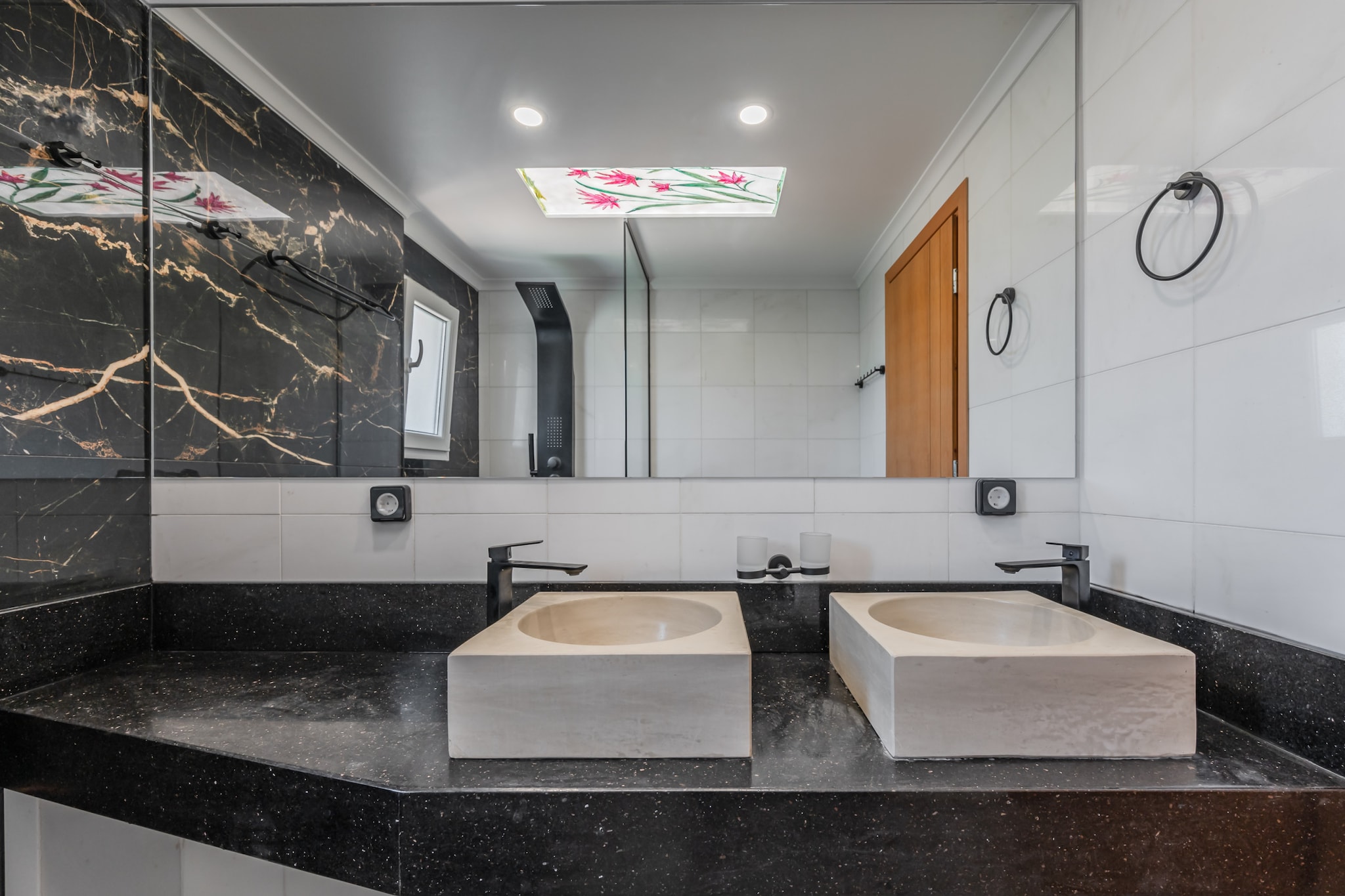 Varimpo Luxury Escape-Badkamer