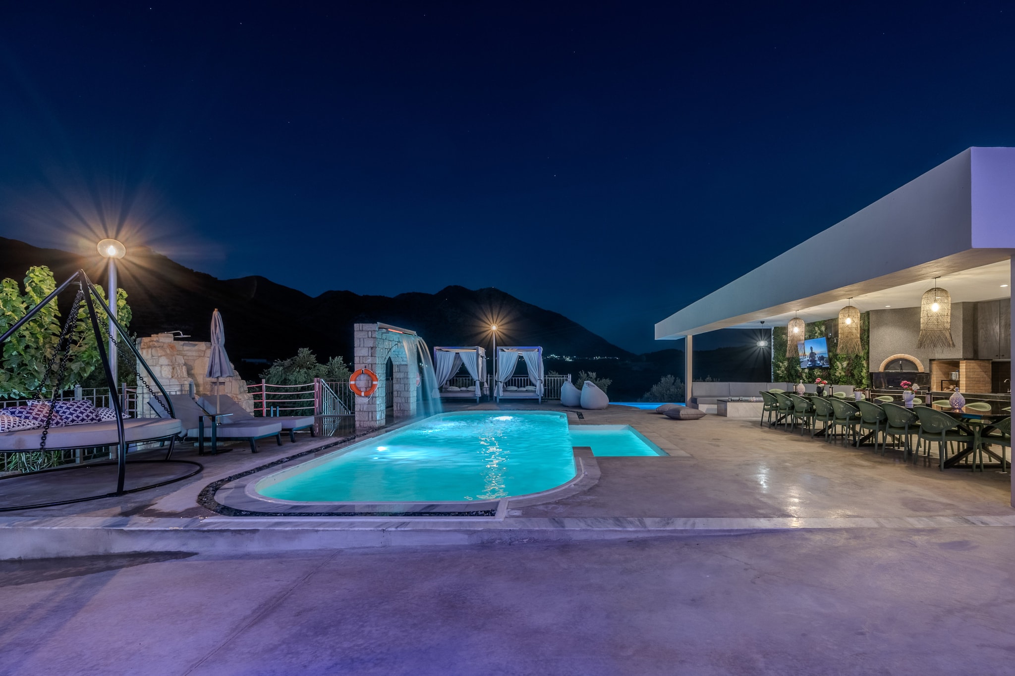 Varimpo Luxury Escape-Pool