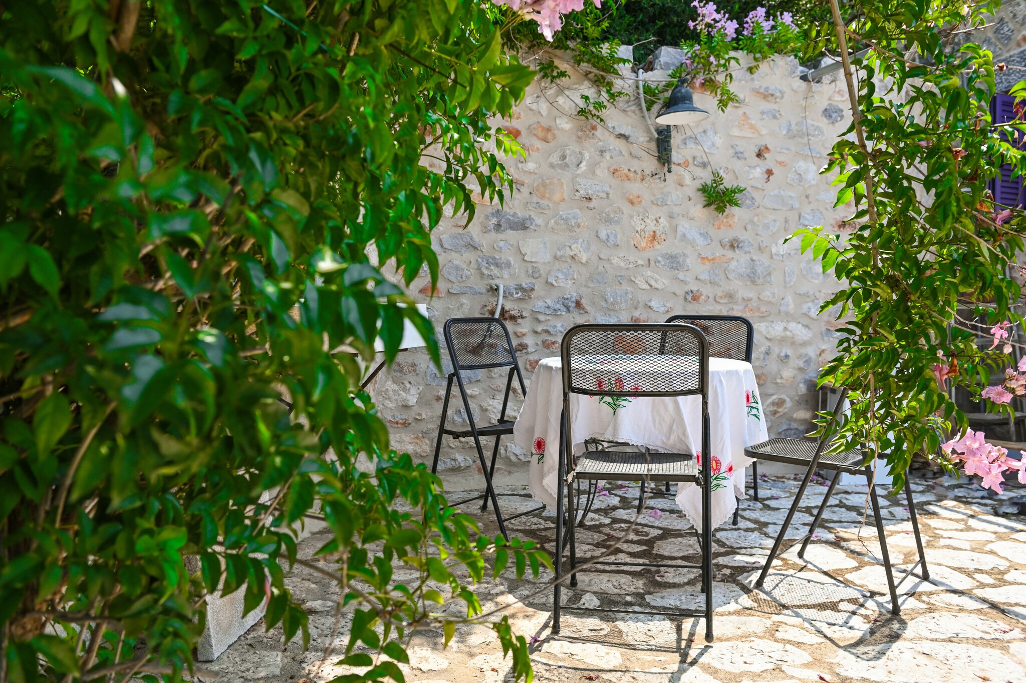 Kivotos Mani-Gardens summer