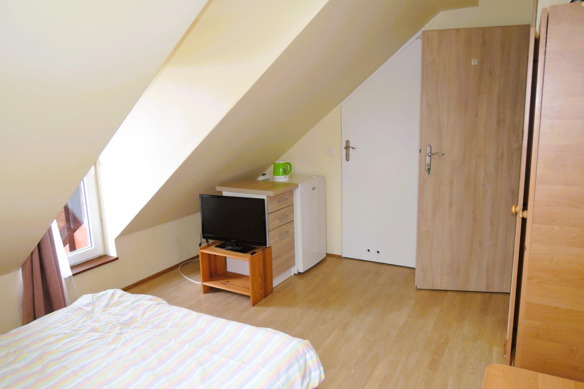 Pokój 2 osobowy nr 6 - widok na Zalew