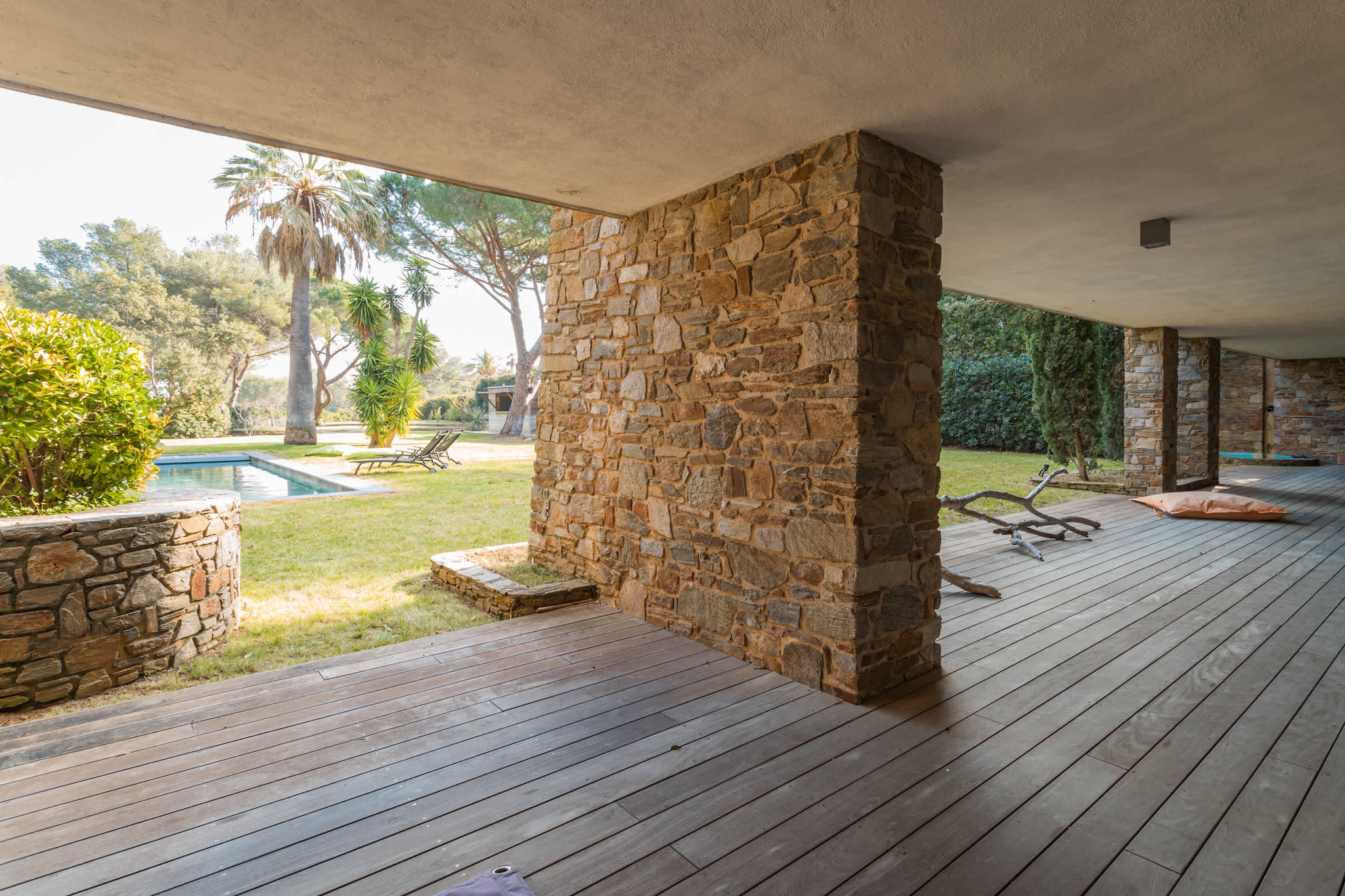 Villa Ephelele-Terrace balcony
