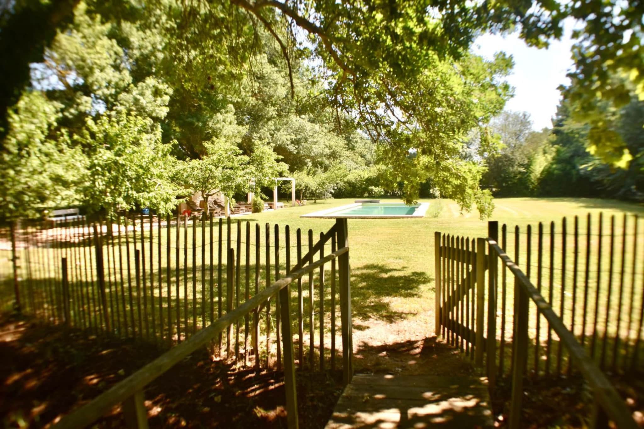 Mas de Corinne-Hal-ontvangst