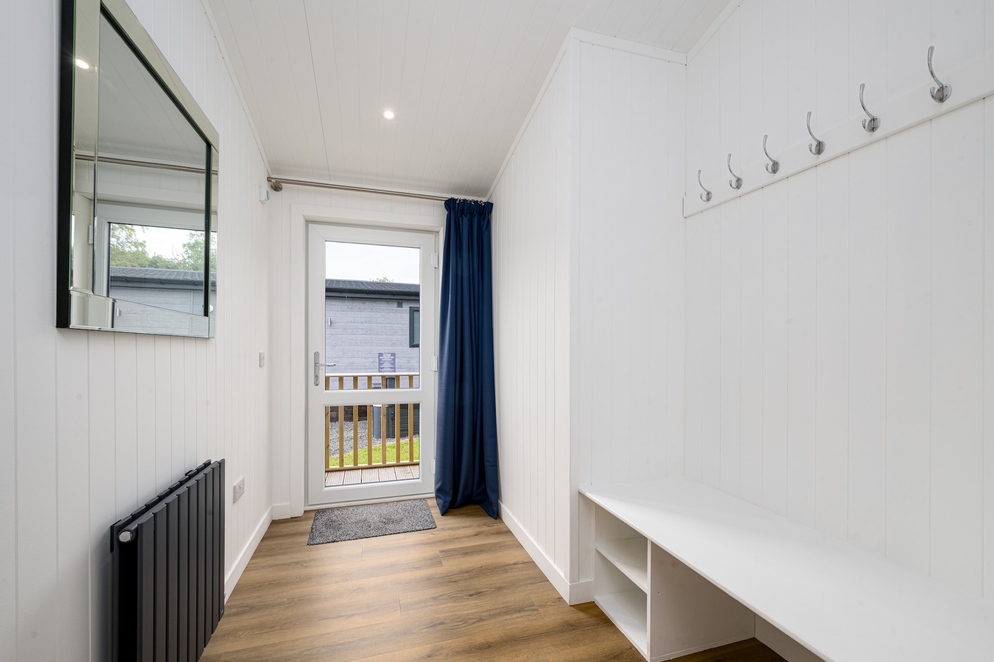 PADDOCK  DELUXE 2 BED CHALET-Bedroom