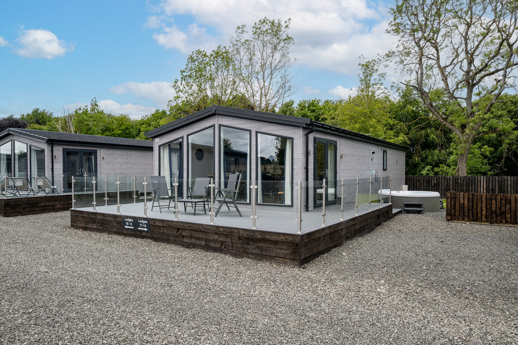 PADDOCK  DELUXE 2 BED CHALET