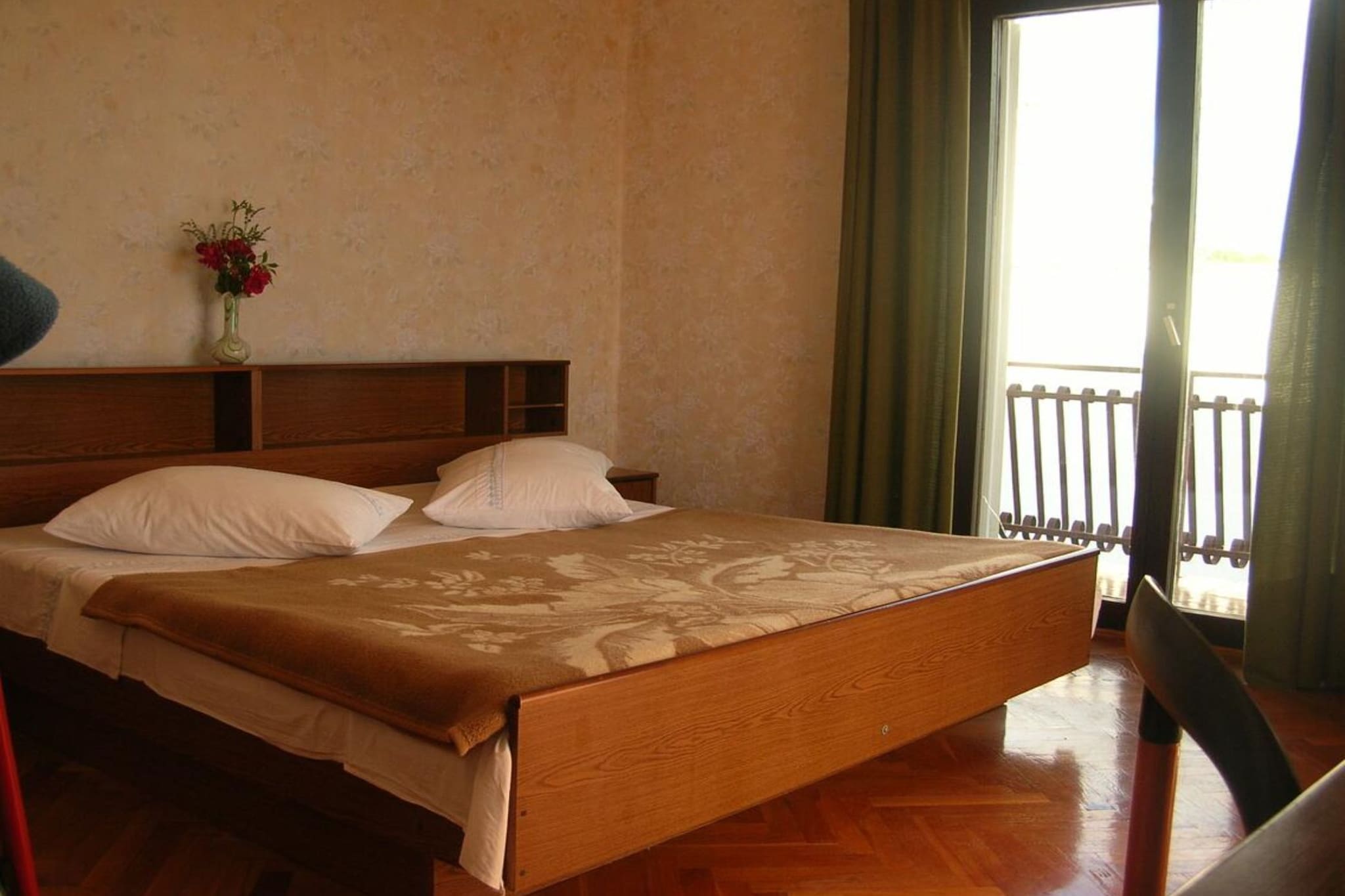 Apartment with Terrace and Sea View Brodarica - Two Bedroom Apartment with Sea View-Schlafzimmer