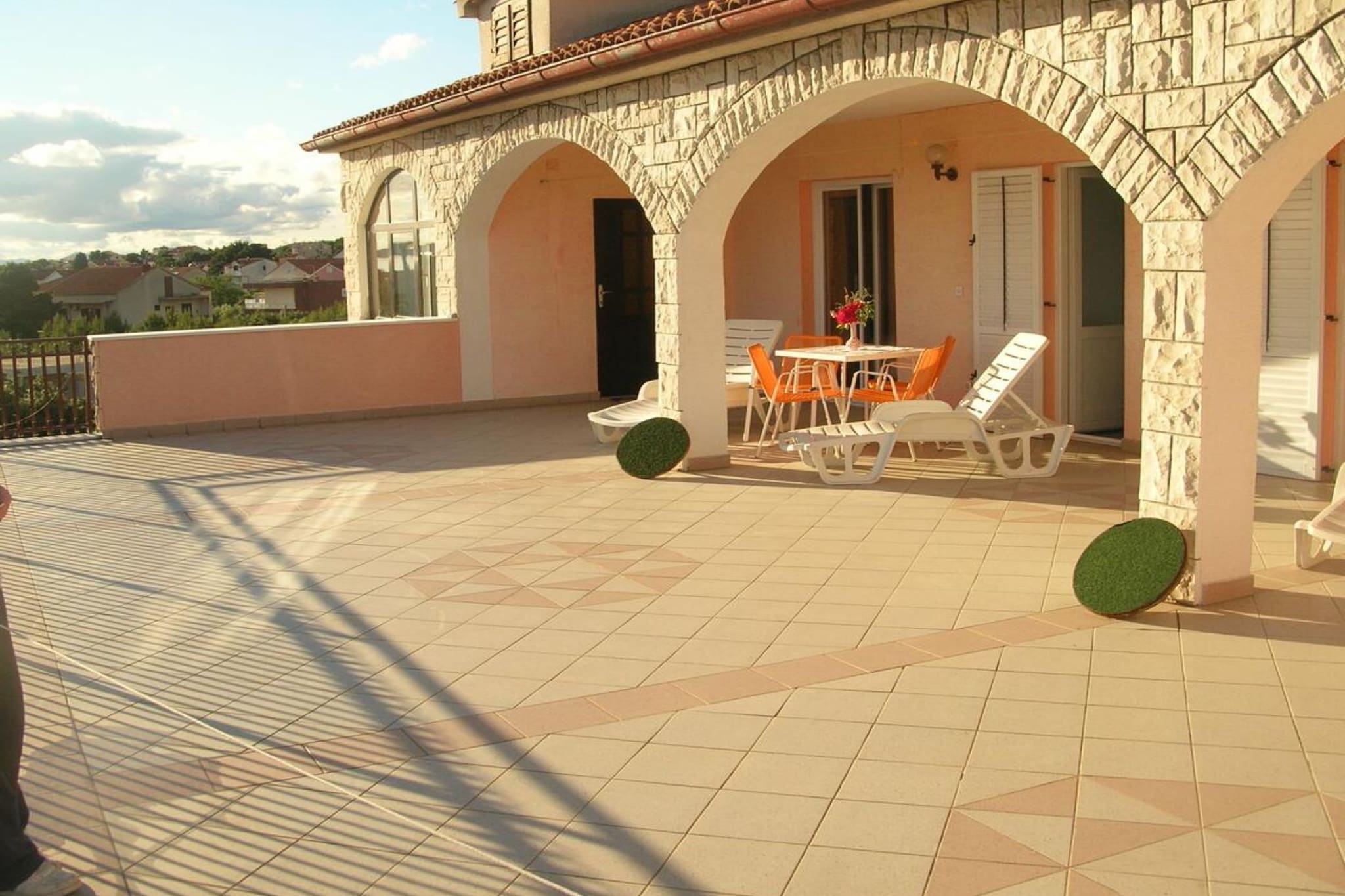 Apartment with Terrace and Sea View Brodarica - Two Bedroom Apartment with Sea View-Terrasse