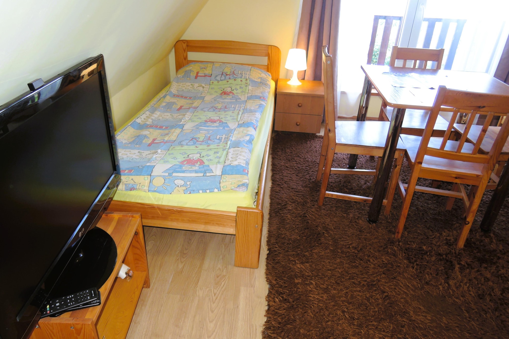 Studio 4 osobowe nr 3 na pierwszym piętrze