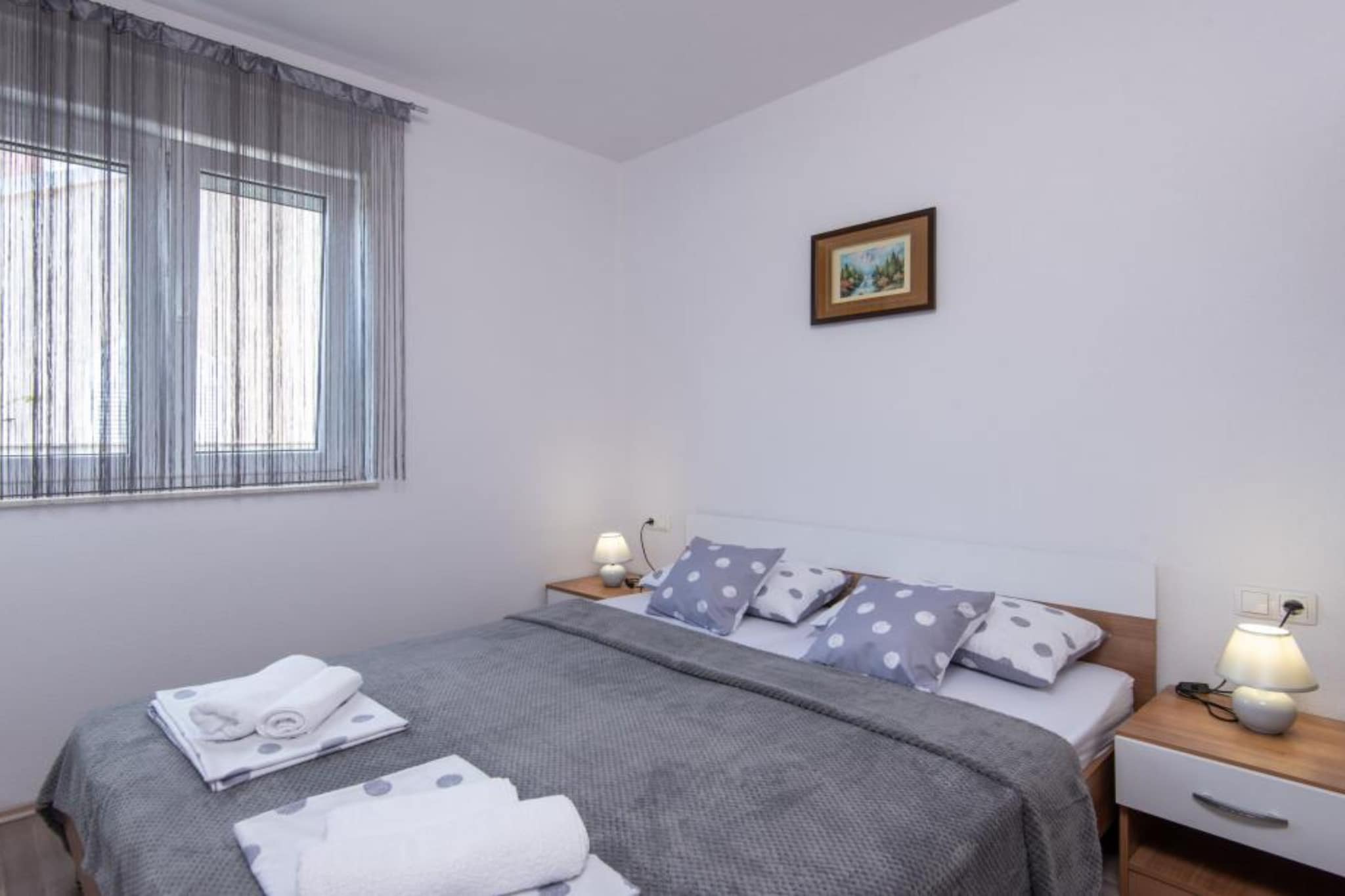 Peaceful Apartments Harfa-One Bedroom Apartment with Balcony and Partial Sea View 1-Slaapkamer