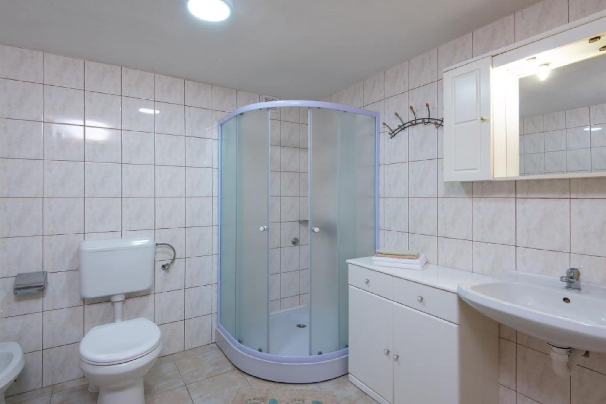 Peaceful Apartments Harfa - Two Bedroom Apartment 3-Badkamer