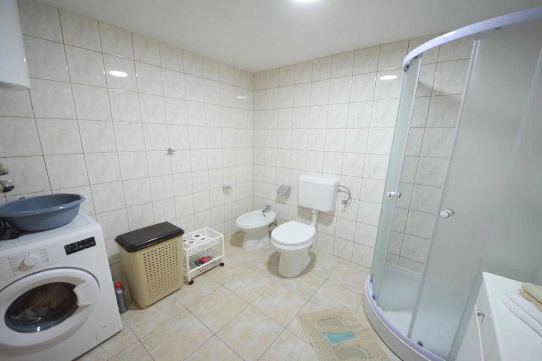 Peaceful Apartments Harfa - Two Bedroom Apartment 3-Badkamer