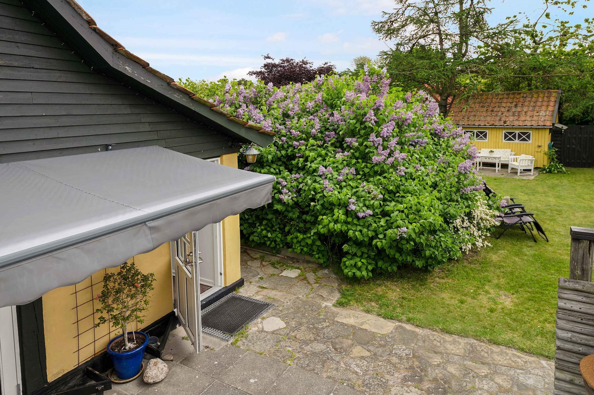 5 Sterne Ferienhaus in Nexø-Im Freien