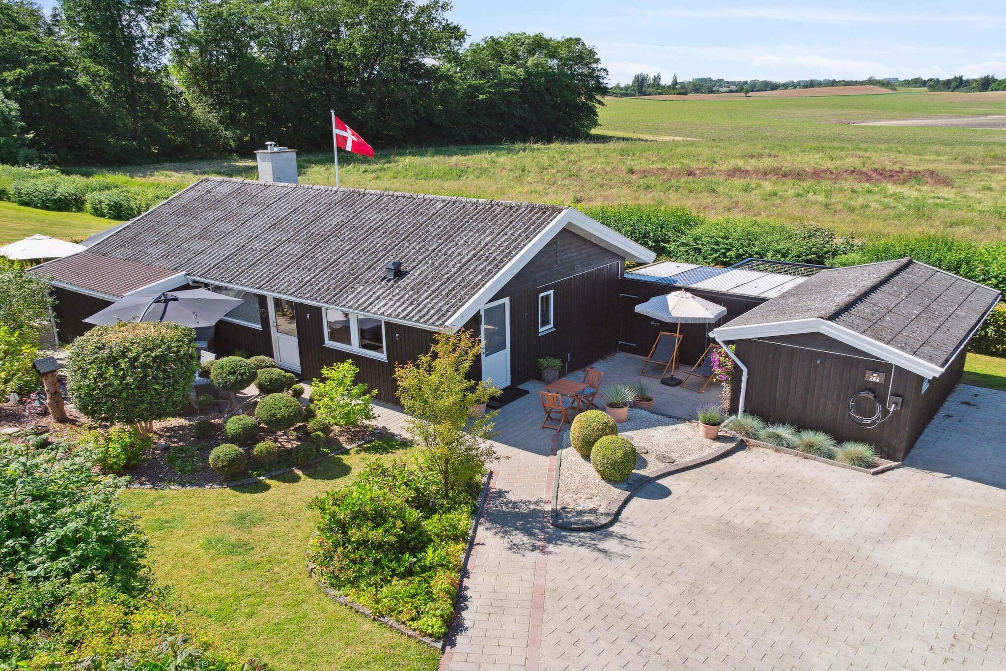 5 Sterne Ferienhaus in Karrebæksminde-Im Freien