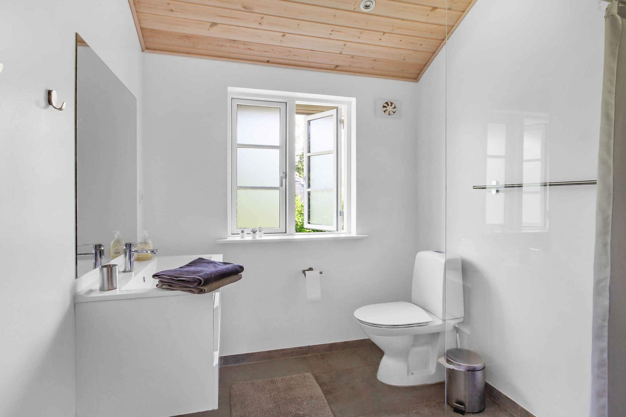 5 star holiday home in Tisvildeleje-Indoor