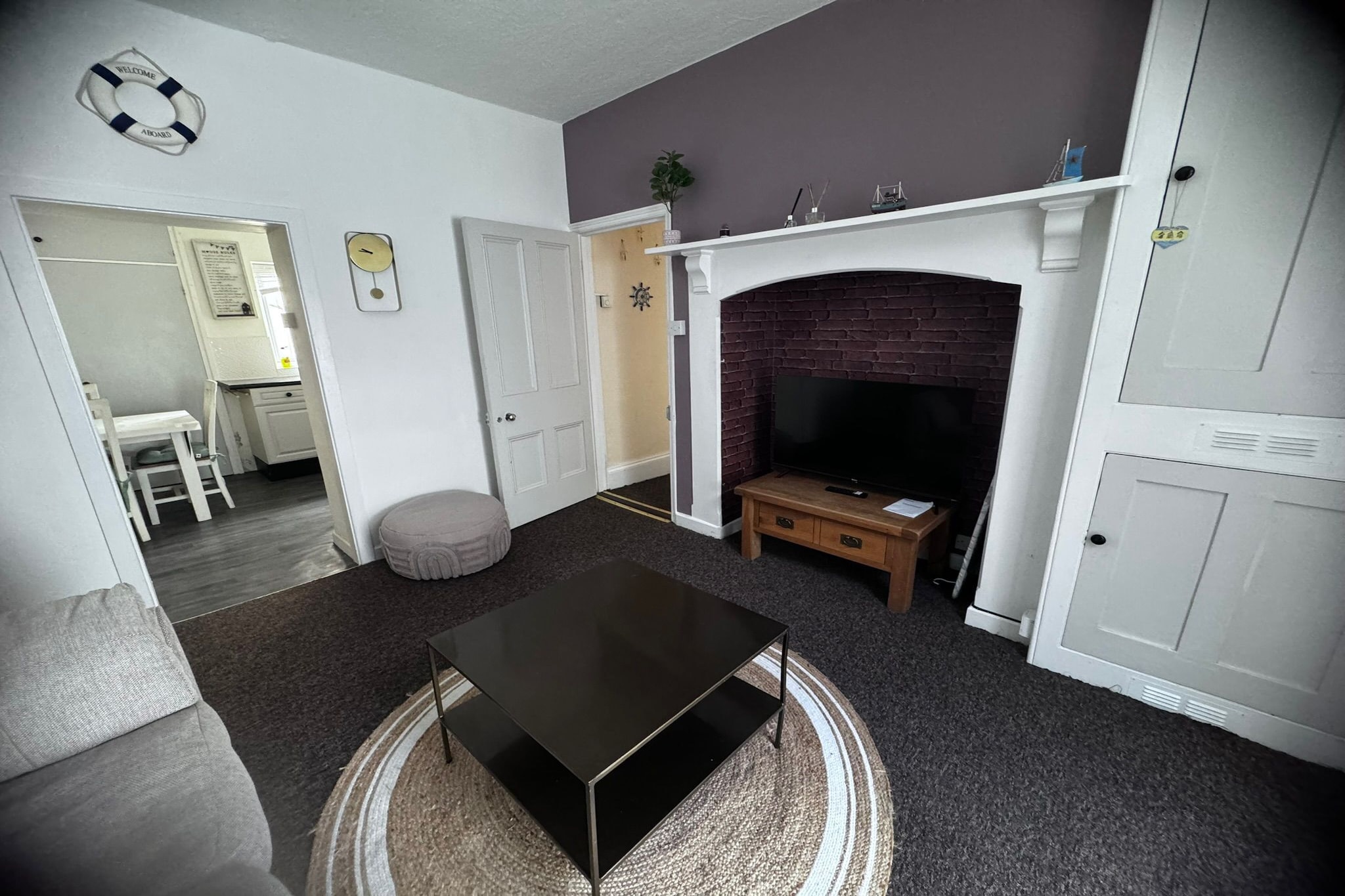 SEASIDE  one bed 2 guest-Woonkamer