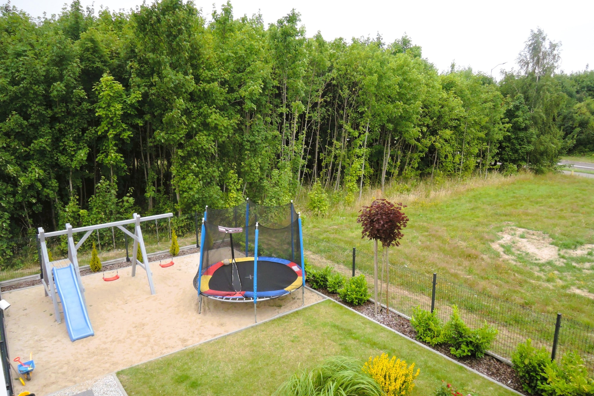 Dom wakacyjny Bursztynowa 2a na 4 osoby-Gardens summer