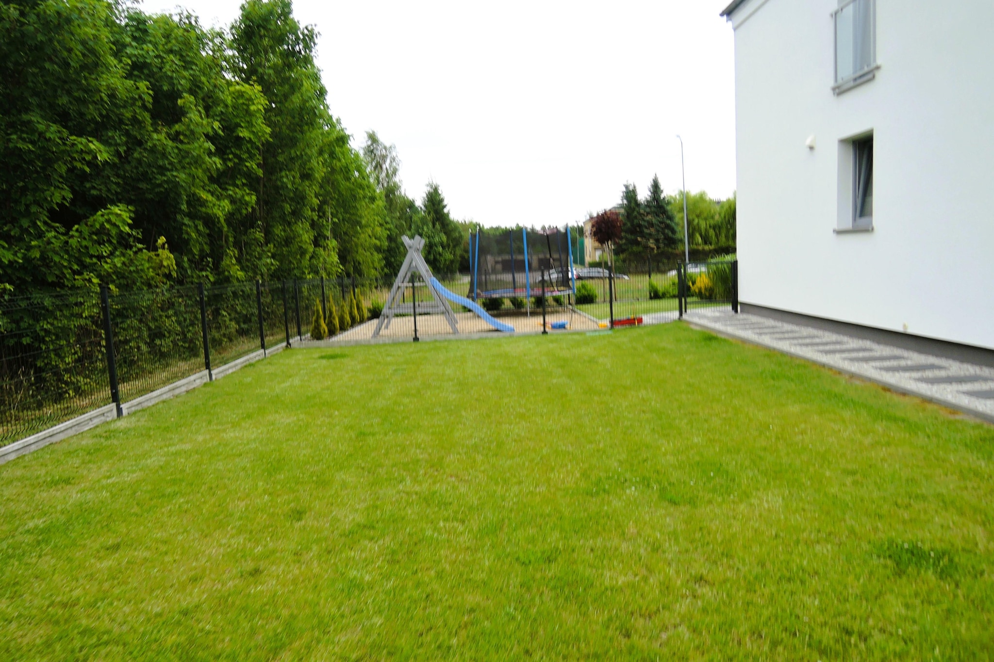 Dom wakacyjny Bursztynowa 2a na 4 osoby-Gardens summer