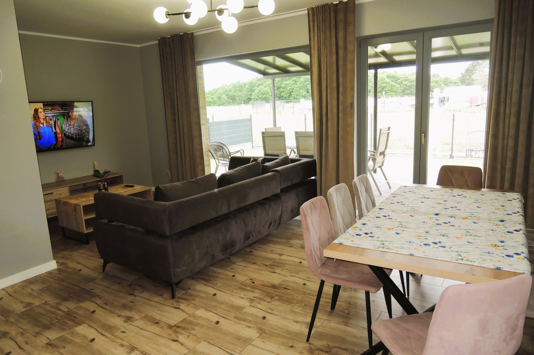 Dom wakacyjny Bursztynowa 2a na 4 osoby-Living room