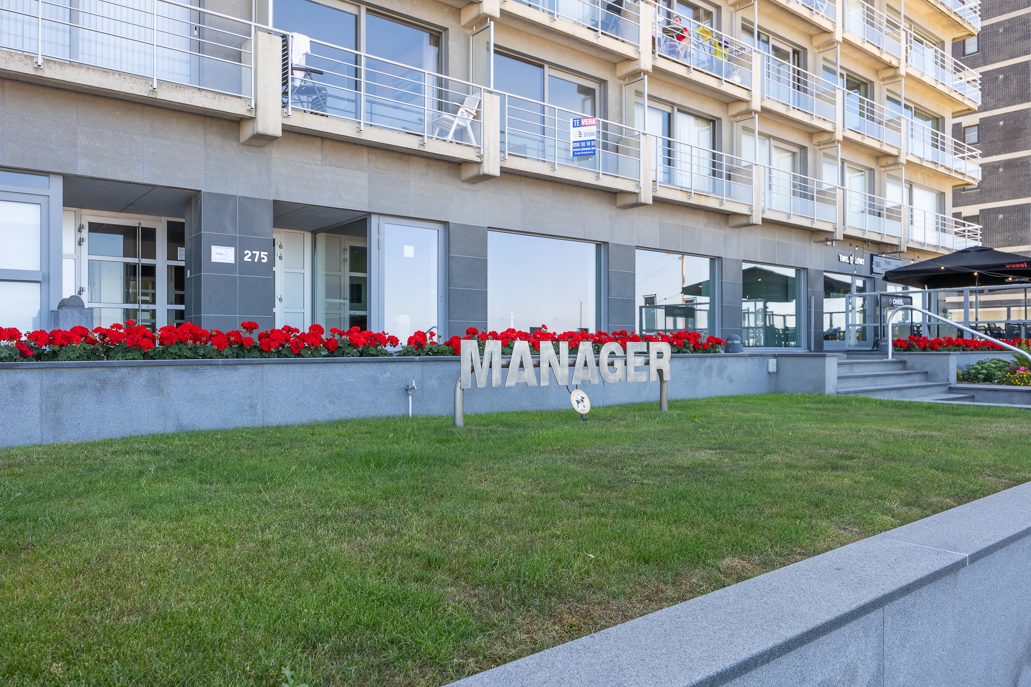 Manager  0511-Extérieur été