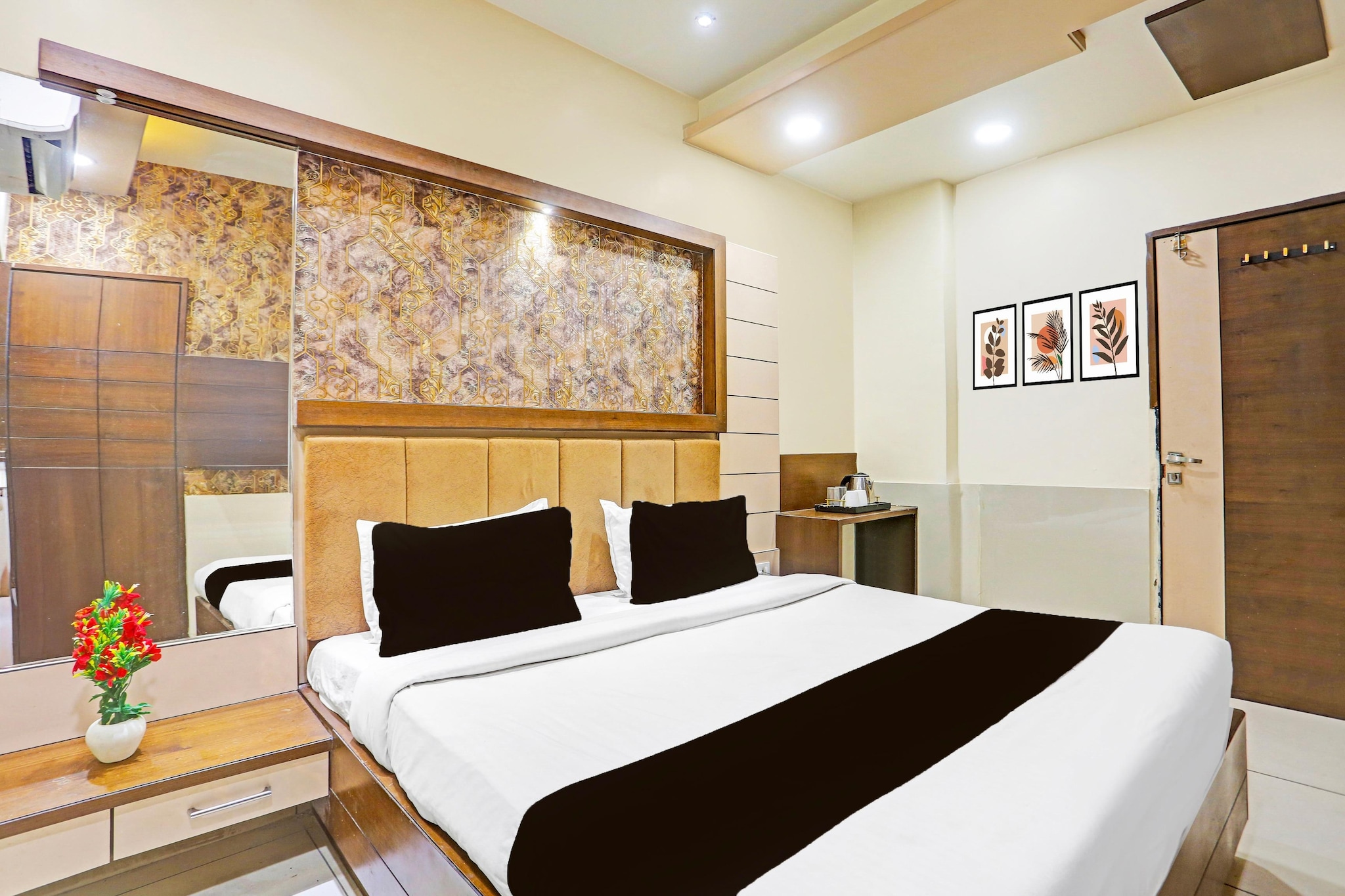 Super Hotel O Kesarganj