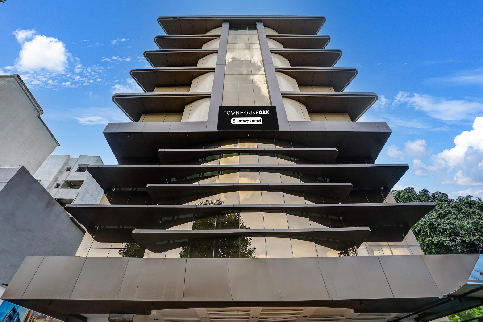 Super Townhouse Oak Ramdaspeth Downtown
