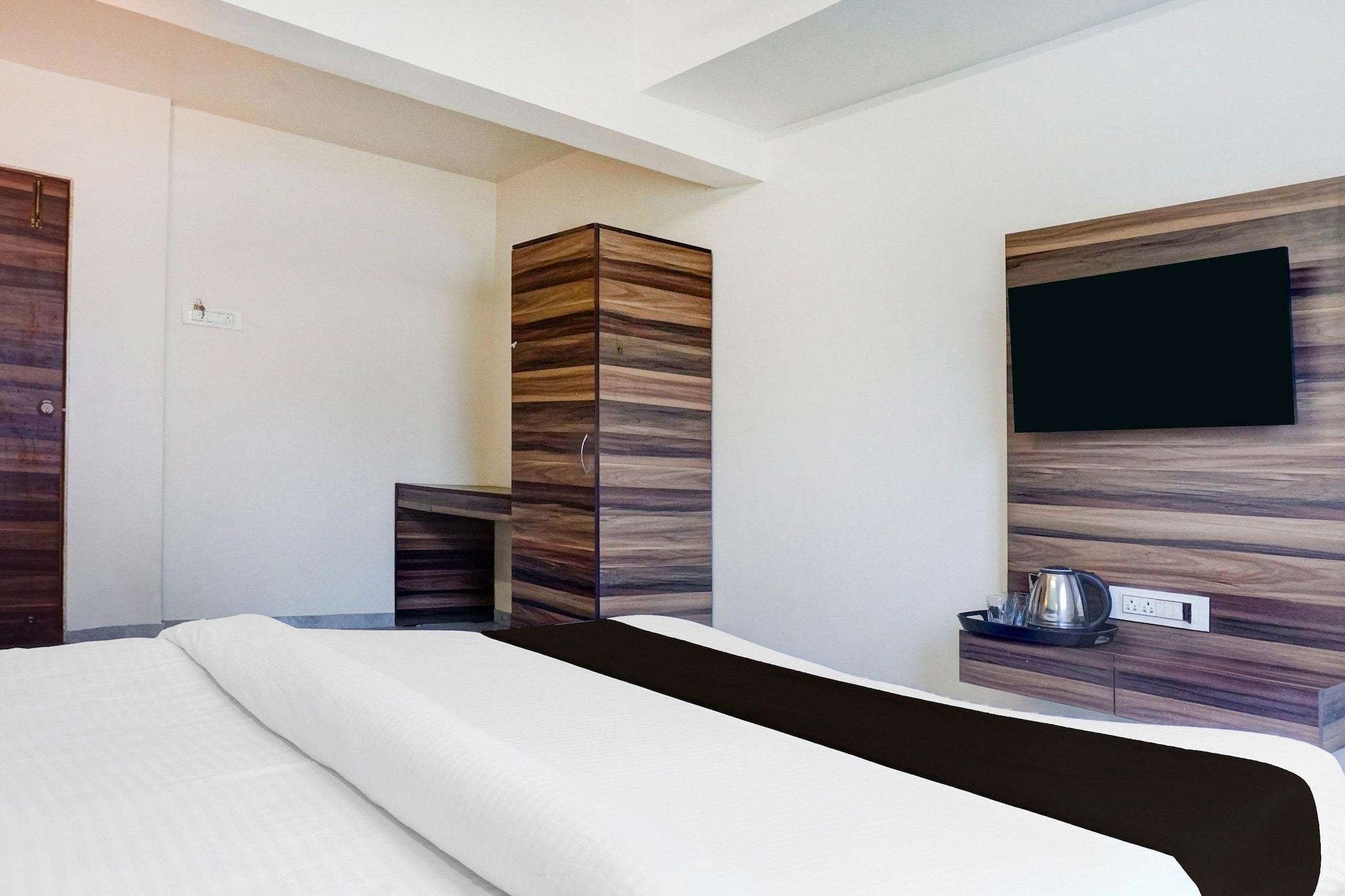 Townhouse Katraj Formerly White Castle