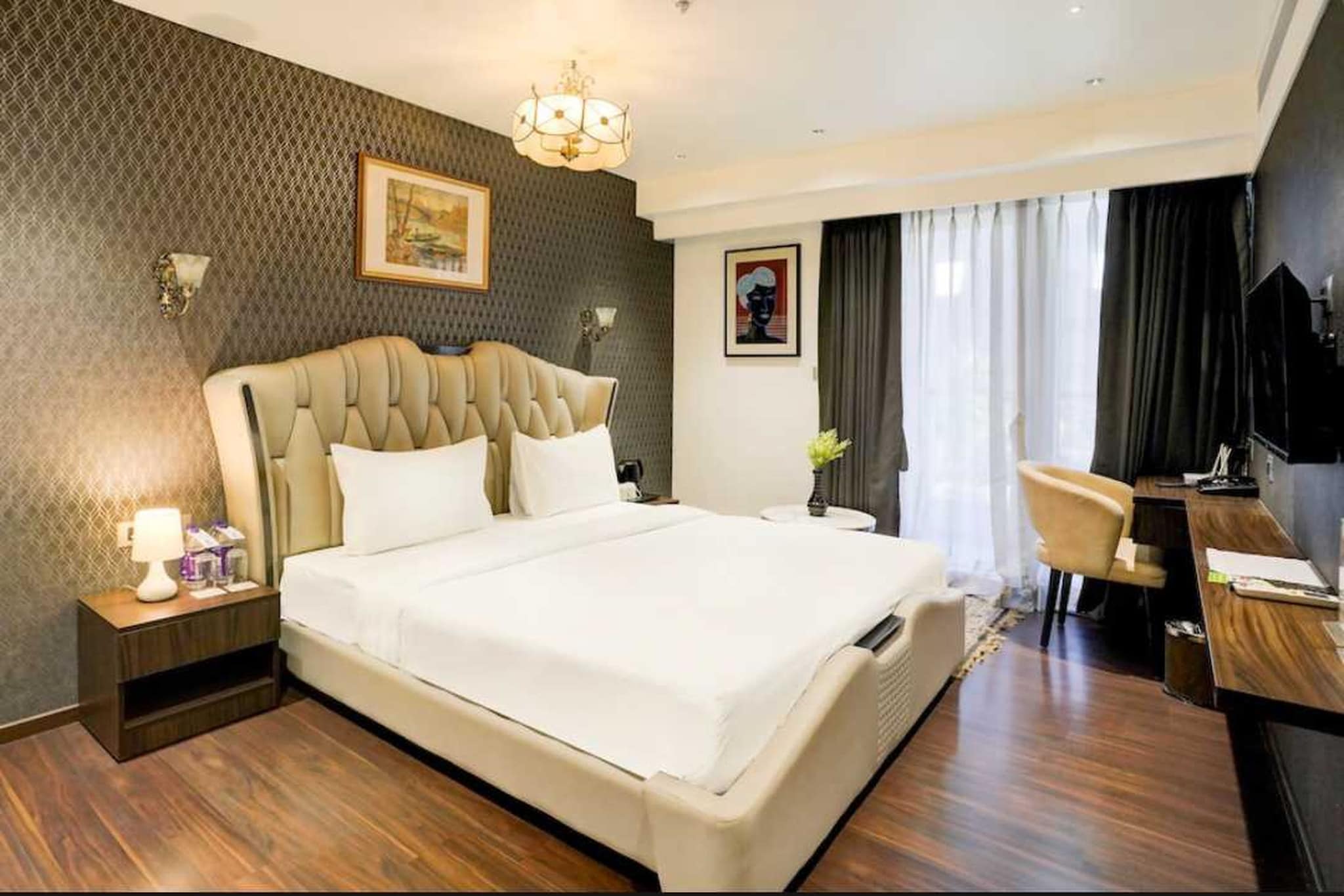 Comfortable Accommodations: Townhouse Magarpatta City Formerly Emerald Guestimony in Pune offers family rooms with air-conditioning, private bathrooms, work desks, and seating areas. Each room includes free toiletries, a bath or shower, TV, and tiled floors.
Essential Facilities: Guests enjoy free WiFi, a lift, 24-hour front desk, housekeeping service, room service, and luggage storage. Additional amenities include a work desk, seating area, TV, and wardrobe.
Convenient Location: Located 7 km from Pune International Airport and near Amanora Mall, the hotel is close to attractions such as Aga Khan Palace (7 km), Bund Garden (9 km), and Empress Botanical Gardens (8 km).
Early Check-In Policy: A full day’s room rate will be charged for check-ins before 6:00 AM. Complimentary early check-in is available between 6:00 AM and 10:00 AM, subject to room availability.
Check-in is only available to guests aged 18 and above. Please provide a government-issued ID to confirm your age.