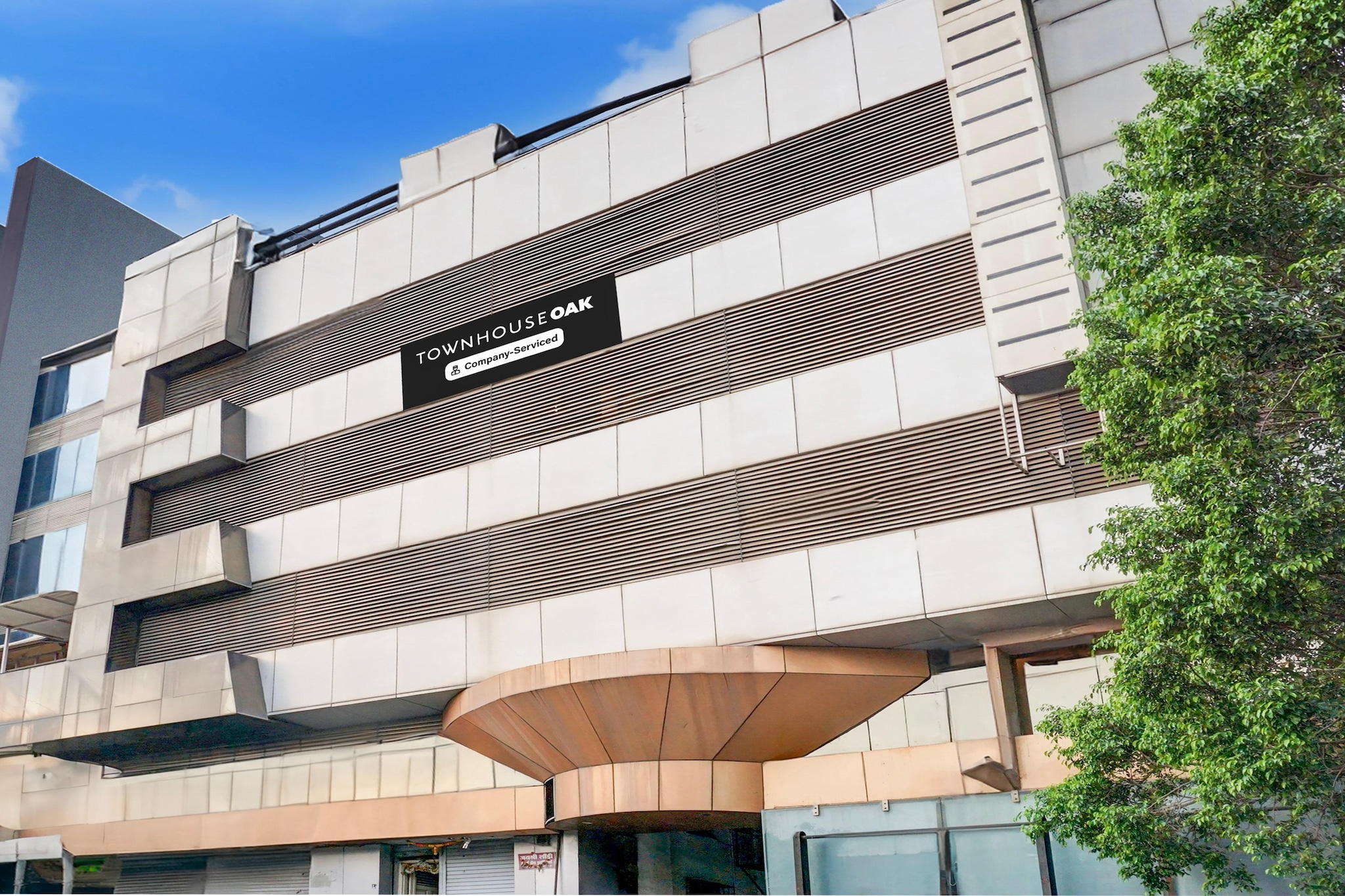 Super Townhouse Oak JM Road