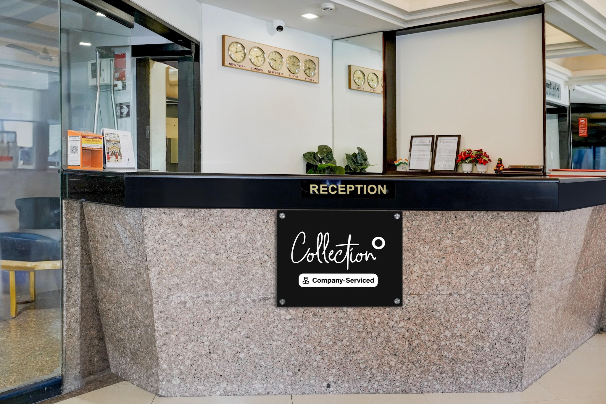 Ground floor: (bedroom(double bed, TV, seating area, air conditioning, telephone, Floor mattress), bathroom(bathtub or shower, shower, washbasin, toilet, Towels incl., shampoo, body soap, hot water), parking, lift)