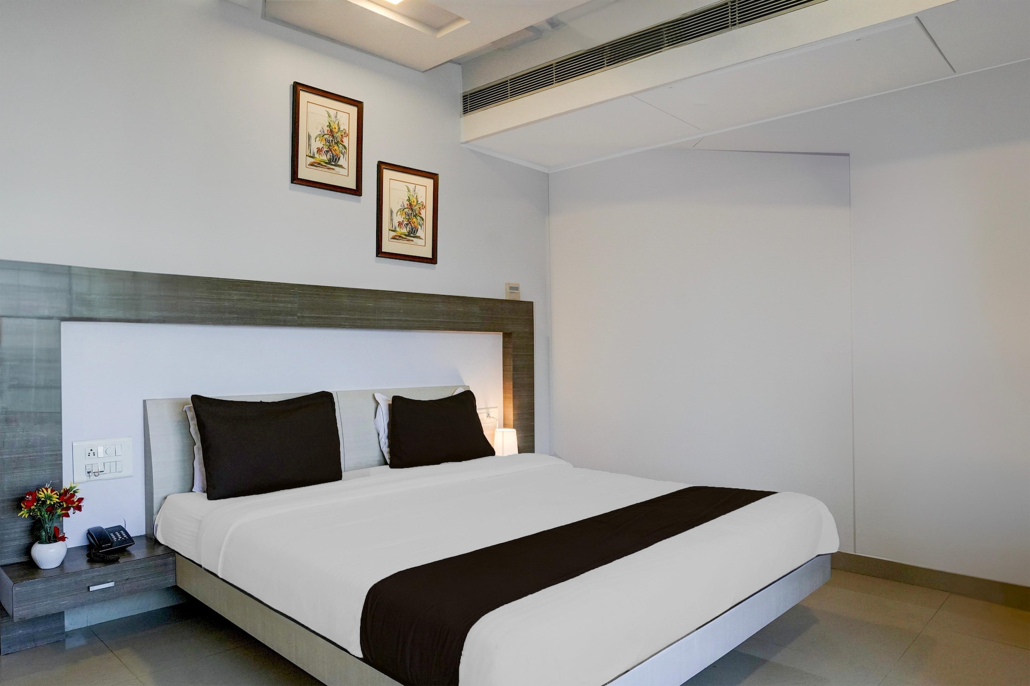 Comfortable Accommodations: Super Collection O Limda Chowk Formerly Hotel Harmony in Rajkot offers family rooms with air-conditioning, TV, and free WiFi. Each room includes a private bathroom and modern amenities.
Exceptional Facilities: Guests can enjoy a spa and wellness centre, sauna, fitness centre, garden, terrace, restaurant, bar, and hot tub. Additional facilities include a lounge, lift, 24-hour front desk, shared kitchen, kids' club, waterpark, electric vehicle charging station, laundry service, and meeting rooms.
Dining Experience: The family-friendly restaurant serves Indian cuisine in a welcoming ambience. A continental breakfast is available each morning.
Prime Location: Located 28 km from Rajkot International Airport, the hotel is 2.1 km from Rajkot Railway Station and 14 km from Saurashtra Cricket Association Stadium. Guests appreciate the convenient location and suitability for city trips.
Unmarried couples are warmly welcome at this property.
Guests with local ID proof are warmly welcome.
Early Check-In Policy: A full day’s room rate will be charged for check-ins before 6:00 AM. Complimentary early check-in is available between 6:00 AM and 10:00 AM, subject to room availability.
Check-in is only available to guests aged 18 and above. Please provide a government-issued ID to confirm your age.