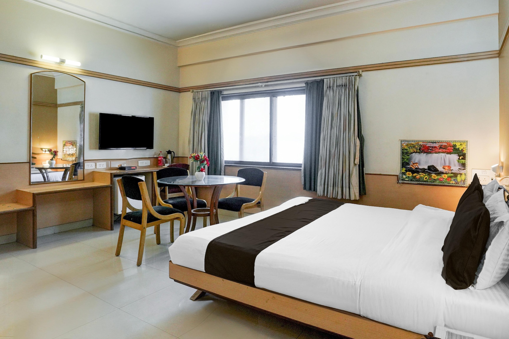 Collection O Limda Chowk Hotel Harmony