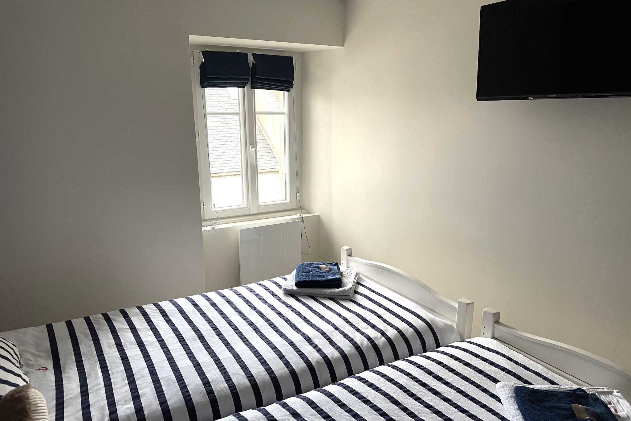 Maison de ville avec terrasse/jardin Guerlesquin-Slaapkamer