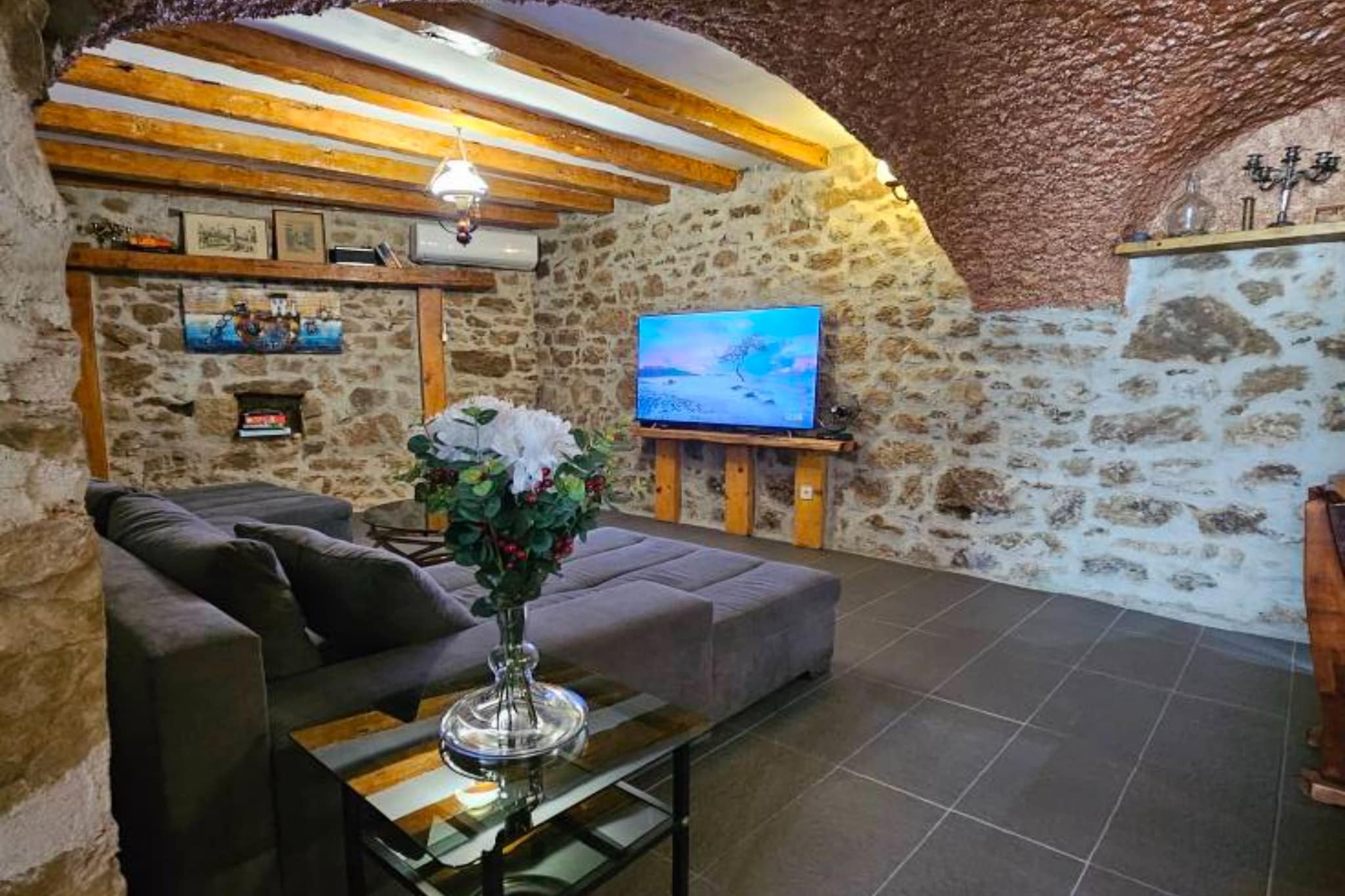 Lisko Vacation House -  Five Bedroom Holiday Home with Private Pool