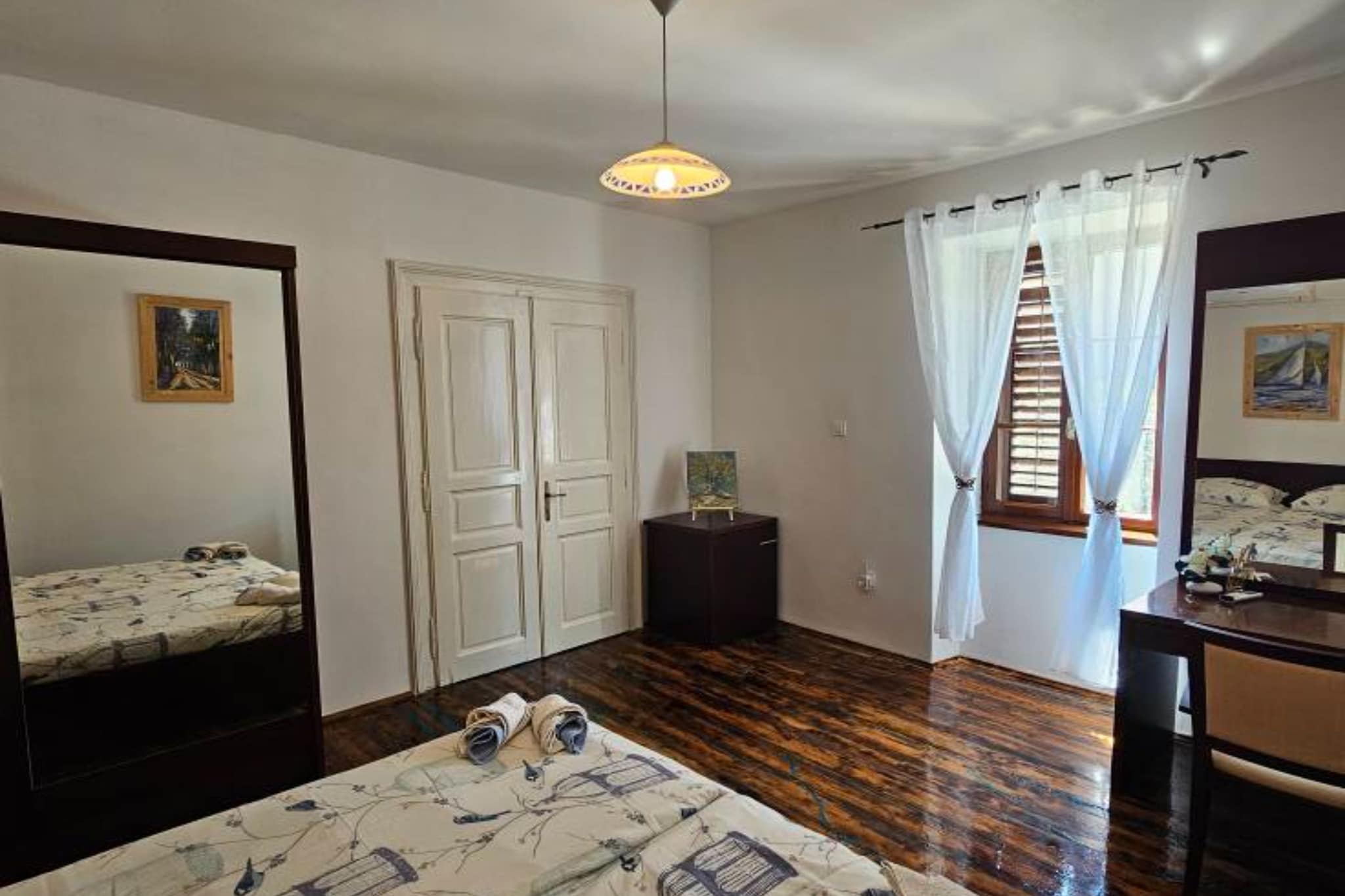 Lisko Vacation House -  Five Bedroom Holiday Home with Private Pool-Schlafzimmer