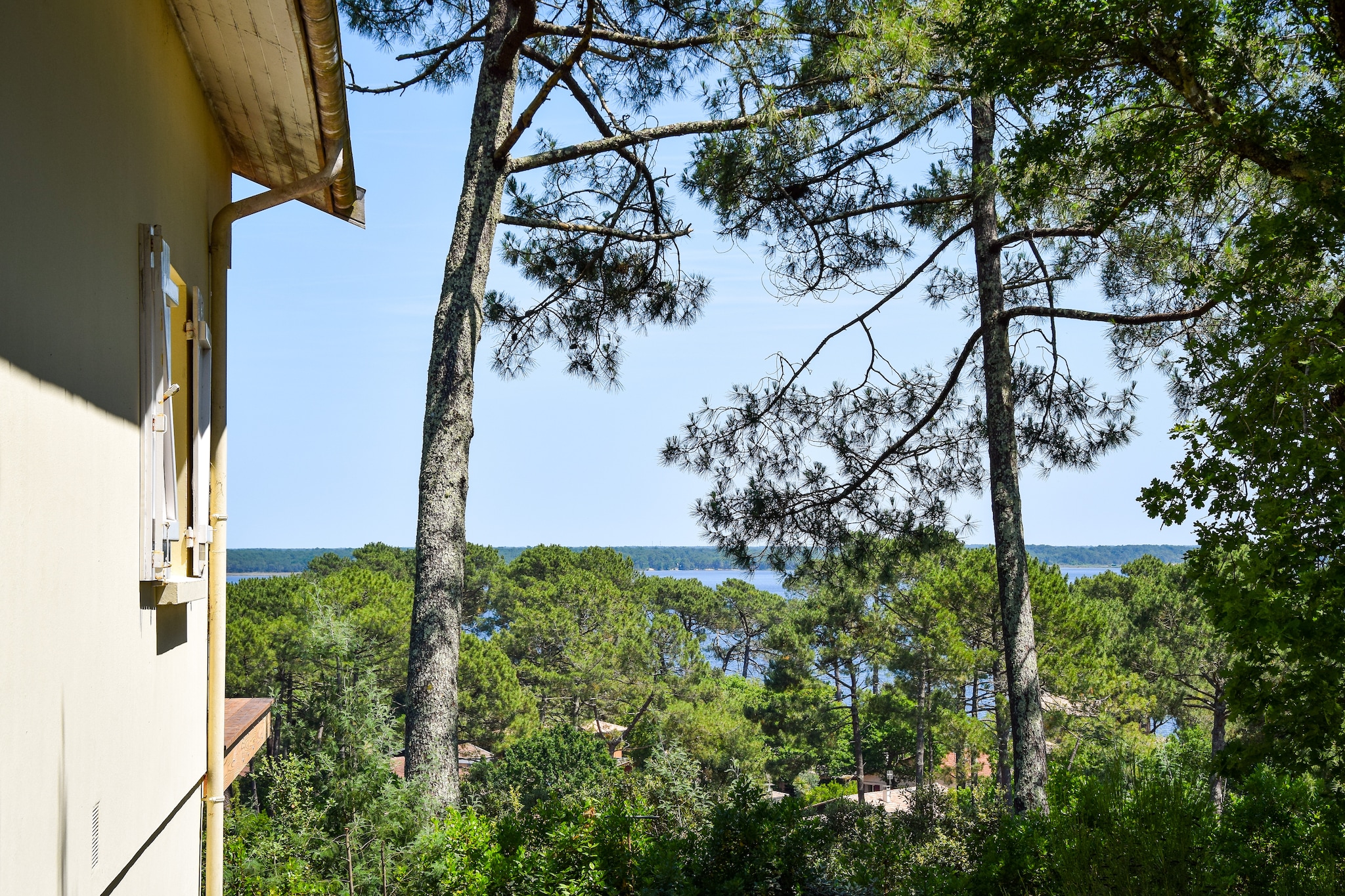 House with breathtaking lakeview