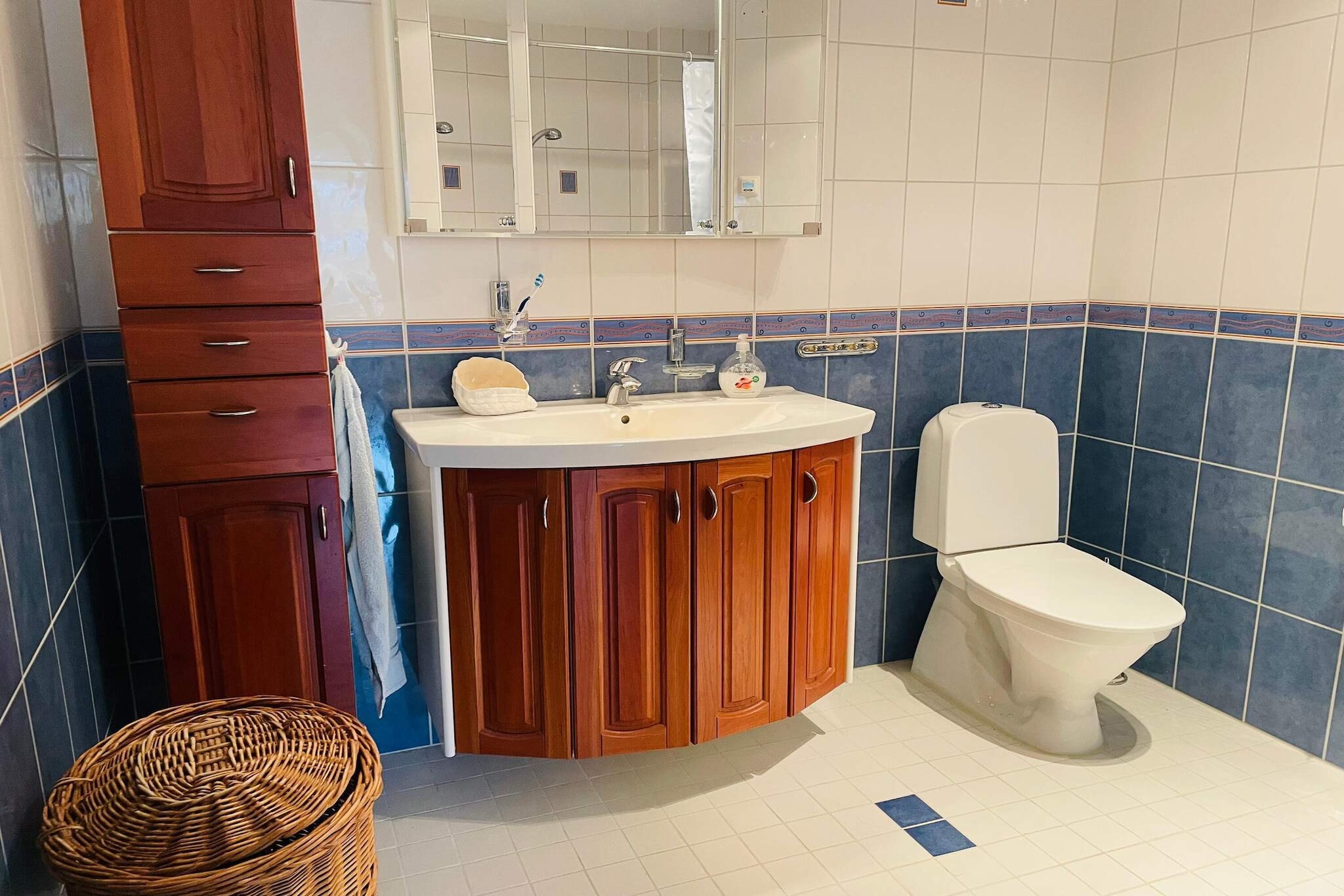 4 Sterne Ferienhaus in HENÅN-Innen