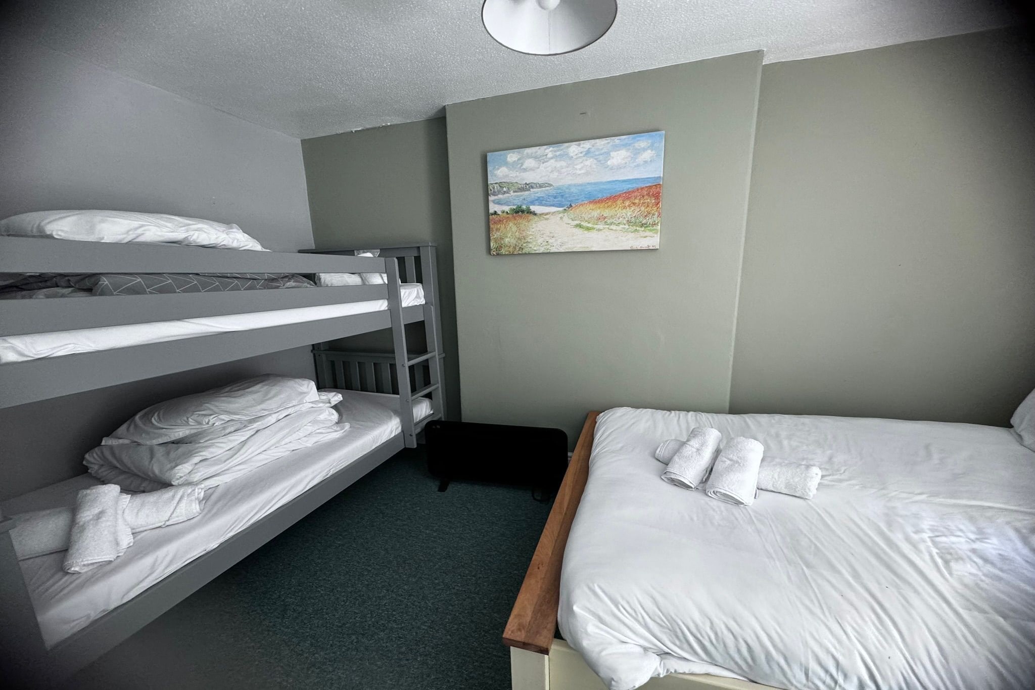 SEASIDE  Two Bed Room Apartment  4 Guest