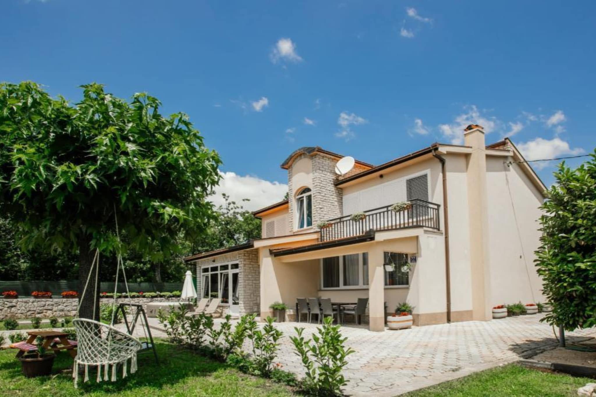 Countryside Villa Tajo - Four Bedroom Holiday Home  with Swimming Pool-Outdoor