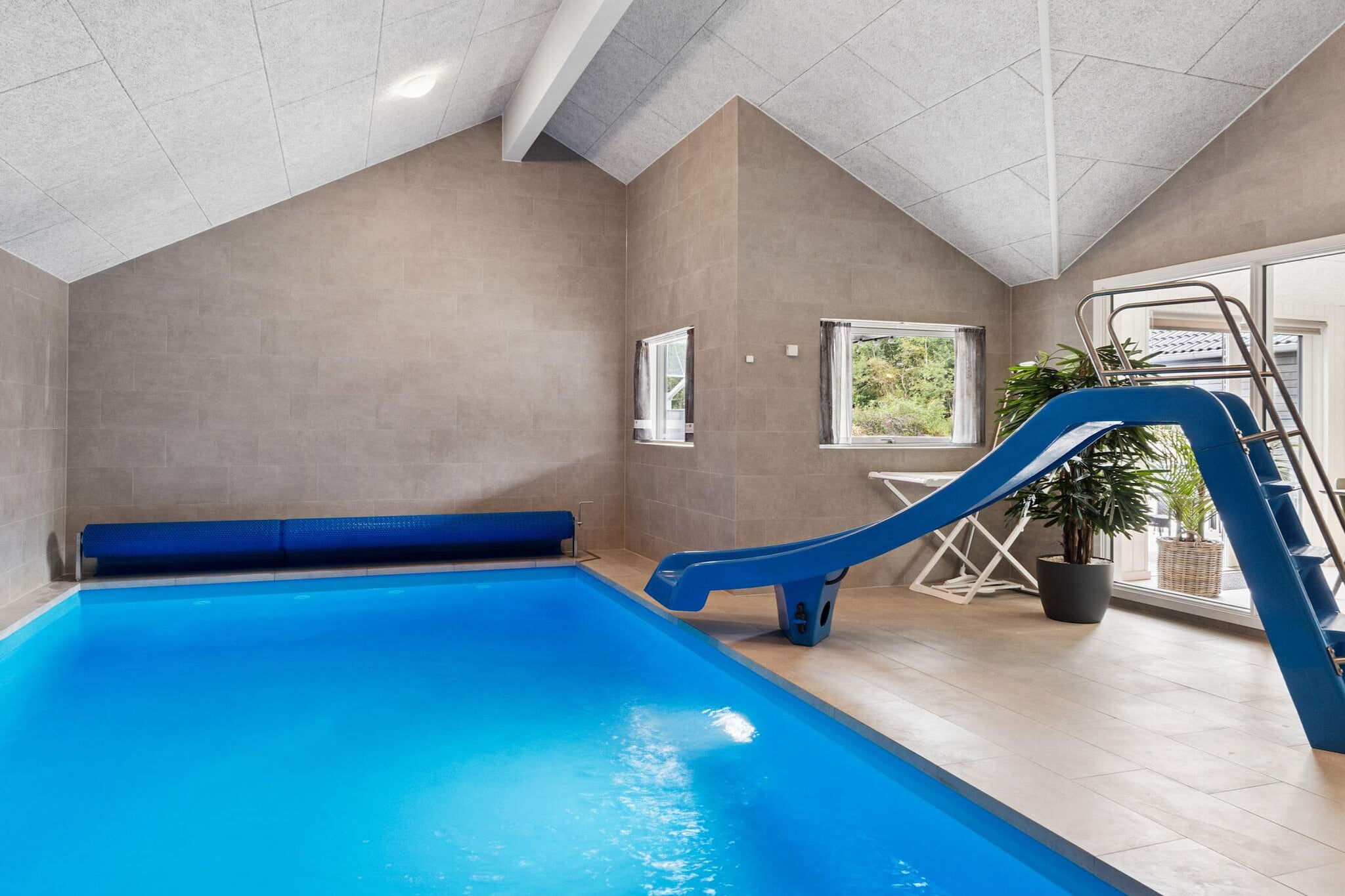 5 Sterne Ferienhaus in Rødby-Schwimmbad