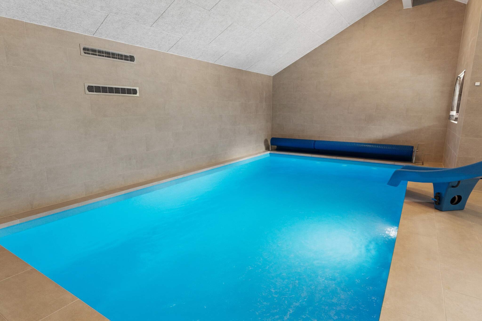 5 Sterne Ferienhaus in Rødby-Schwimmbad