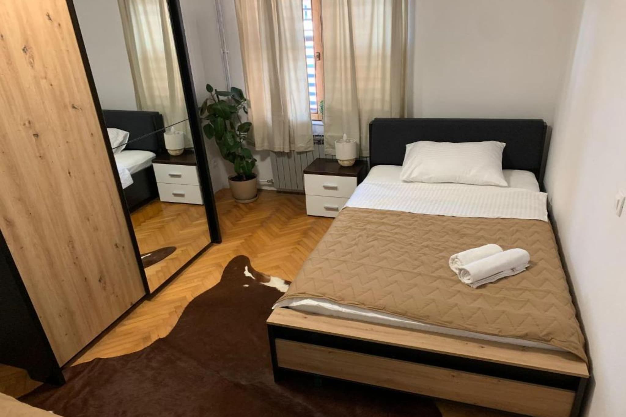 Luxury Apartment Ivo  with Jacuzzi near the beach - Two Bedroom Apartment-Slaapkamer