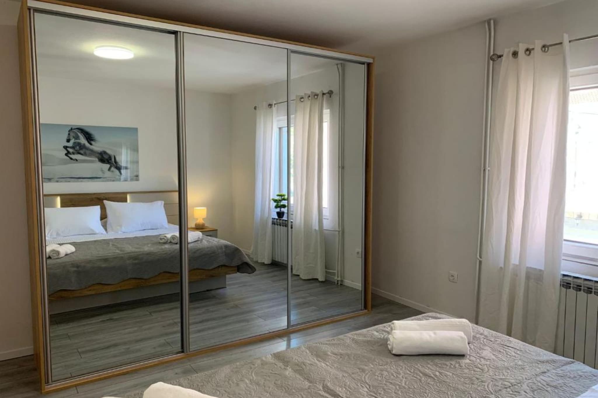 Luxury Apartment Ivo  with Jacuzzi near the beach - Two Bedroom Apartment-Slaapkamer