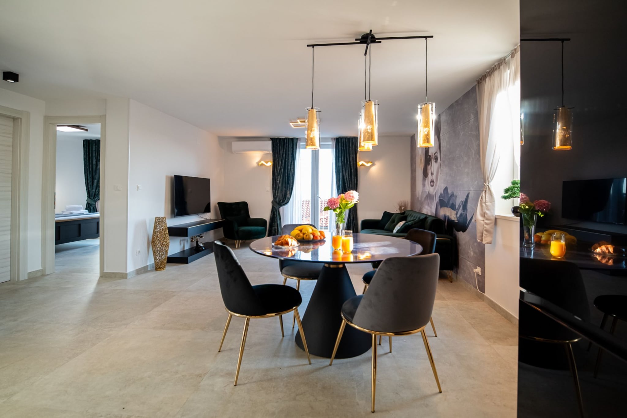 Apartments Sweet Escape - Two Bedroom Apartment with Terrace and Sea View-Eetkamer