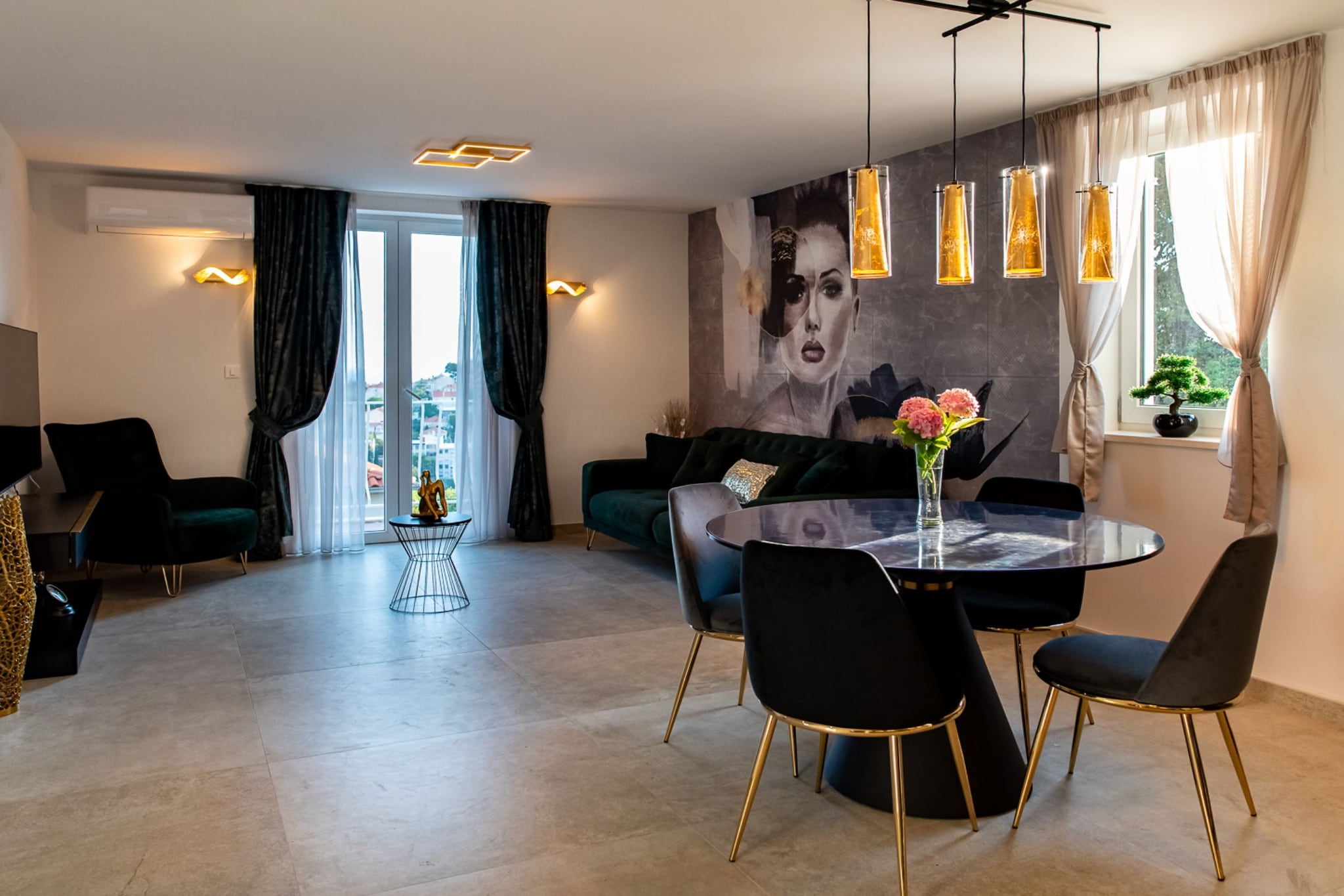 Apartments Sweet Escape - Two Bedroom Apartment with Terrace and Sea View-Eetkamer