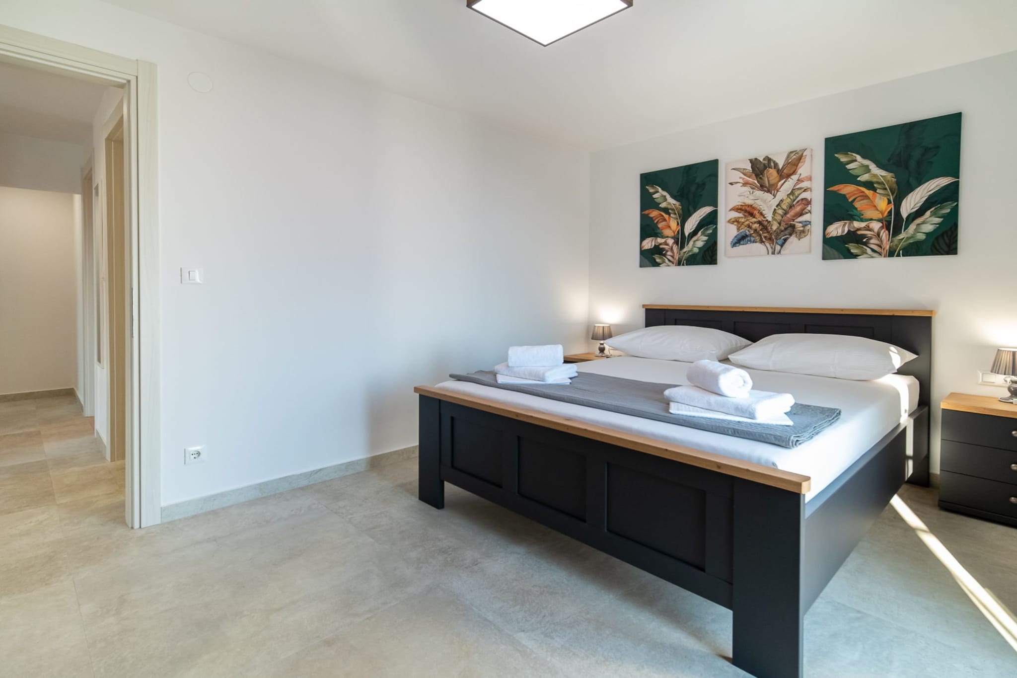 Apartments Sweet Escape - Two Bedroom Apartment with Terrace and Sea View-Slaapkamer